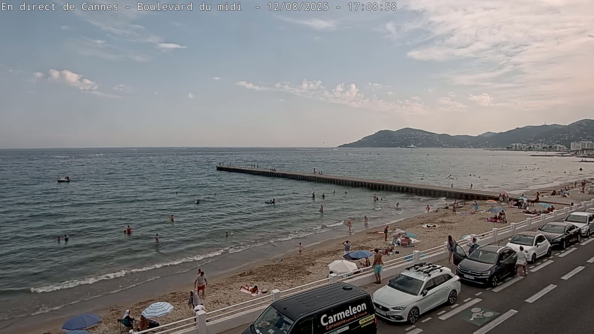 Cannes, Boulevard du Midi Louise Moreau Live Cam - Alpes Maritimes, Provence-Alpes-Côte d'Azur, France