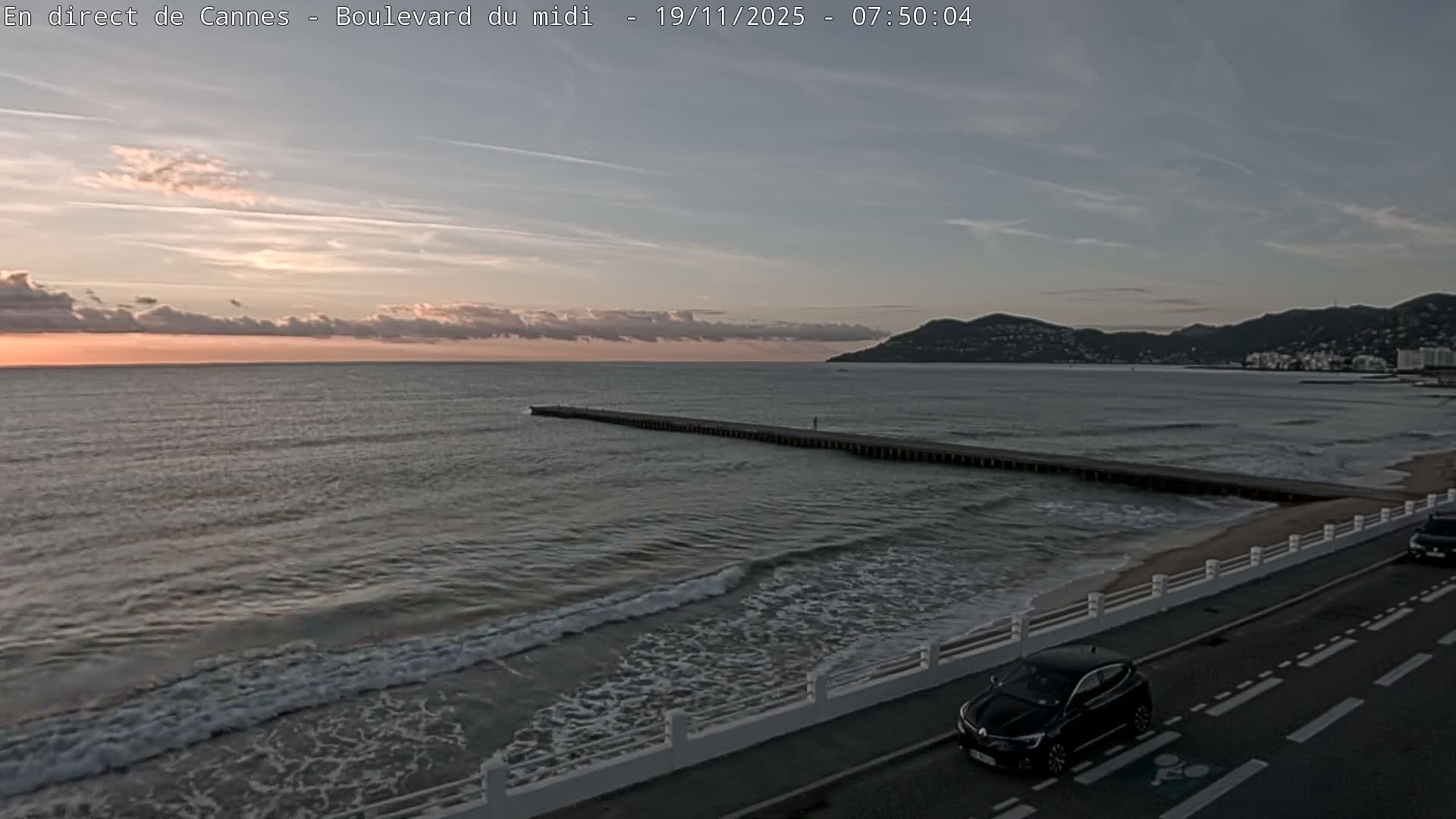 Cannes, Boulevard du Midi Louise Moreau Live Cam - Alpes Maritimes, Provence-Alpes-Côte d'Azur, France