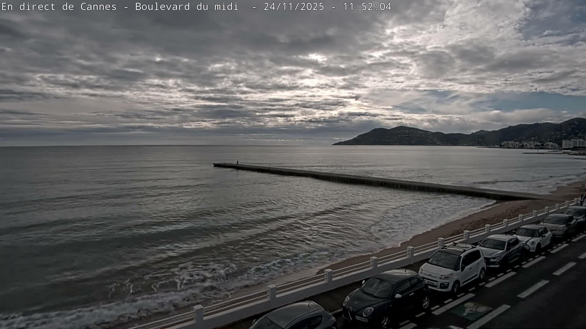 Cannes, Boulevard du Midi Louise Moreau Live Cam - Alpes Maritimes, Provence-Alpes-Côte d'Azur, France