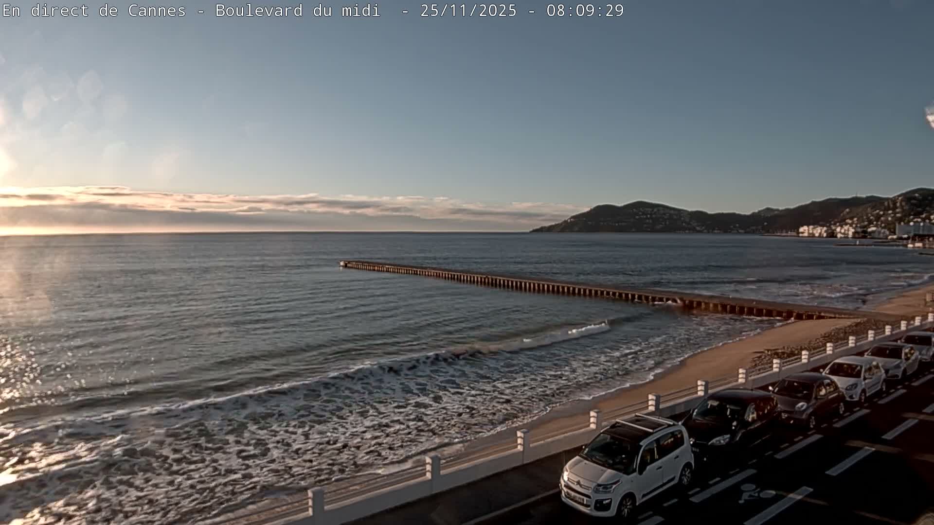 Cannes, Boulevard du Midi Louise Moreau Live Cam - Alpes Maritimes, Provence-Alpes-Côte d'Azur, France