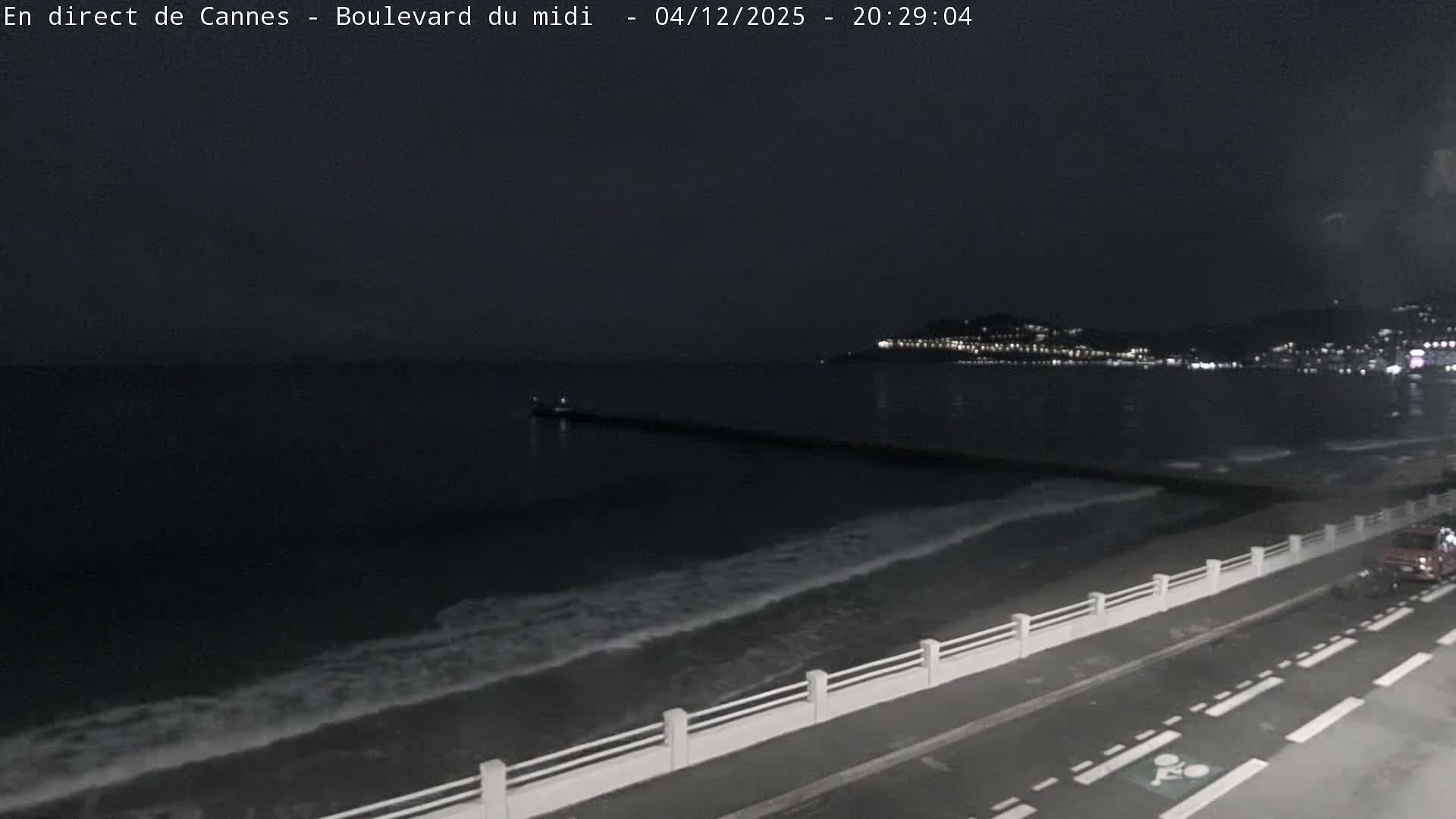 Cannes, Boulevard du Midi Louise Moreau Live Cam - Alpes Maritimes, Provence-Alpes-Côte d'Azur, France