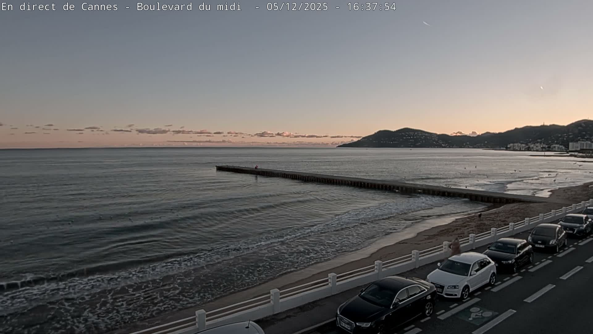 Cannes, Boulevard du Midi Louise Moreau Live Cam - Alpes Maritimes, Provence-Alpes-Côte d'Azur, France