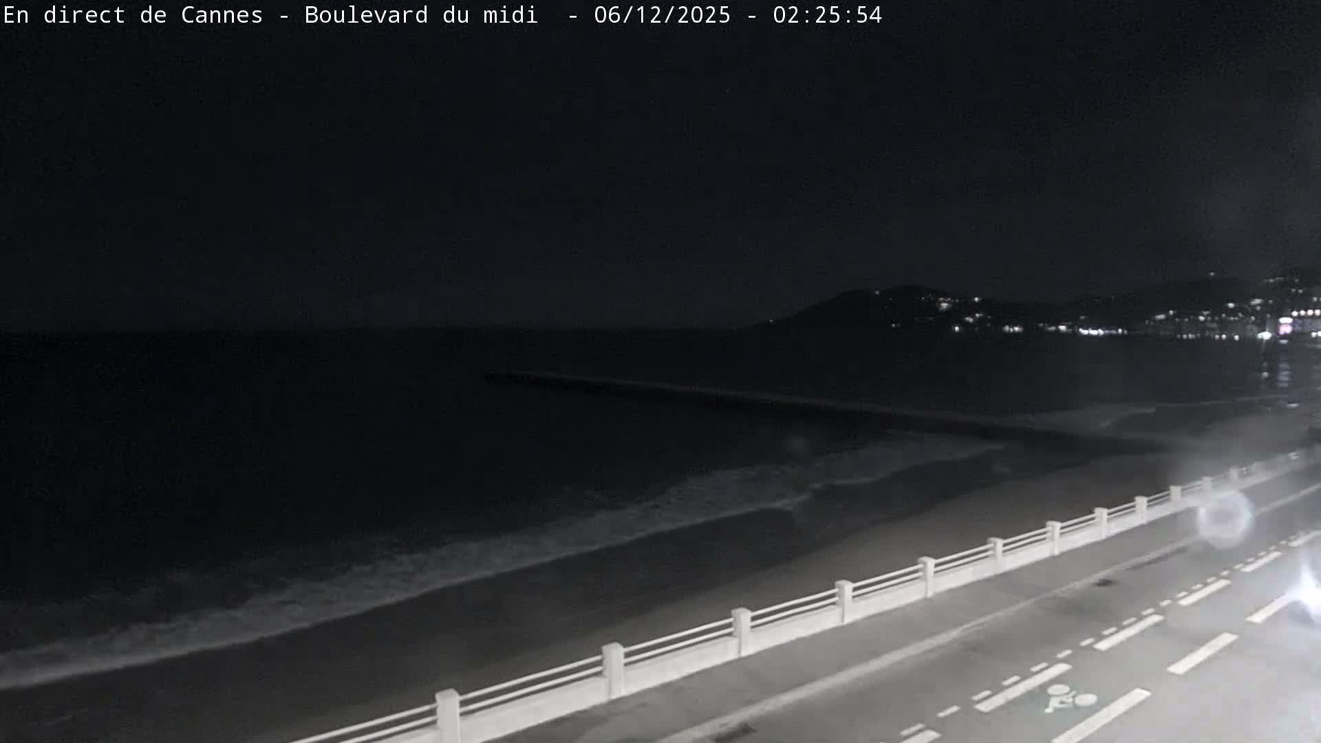 Cannes, Boulevard du Midi Louise Moreau Live Cam - Alpes Maritimes, Provence-Alpes-Côte d'Azur, France