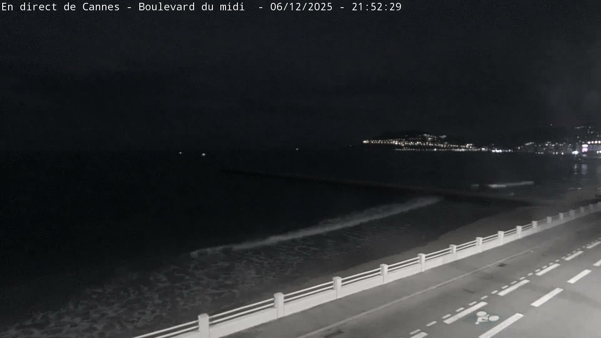 Cannes, Boulevard du Midi Louise Moreau Live Cam - Alpes Maritimes, Provence-Alpes-Côte d'Azur, France