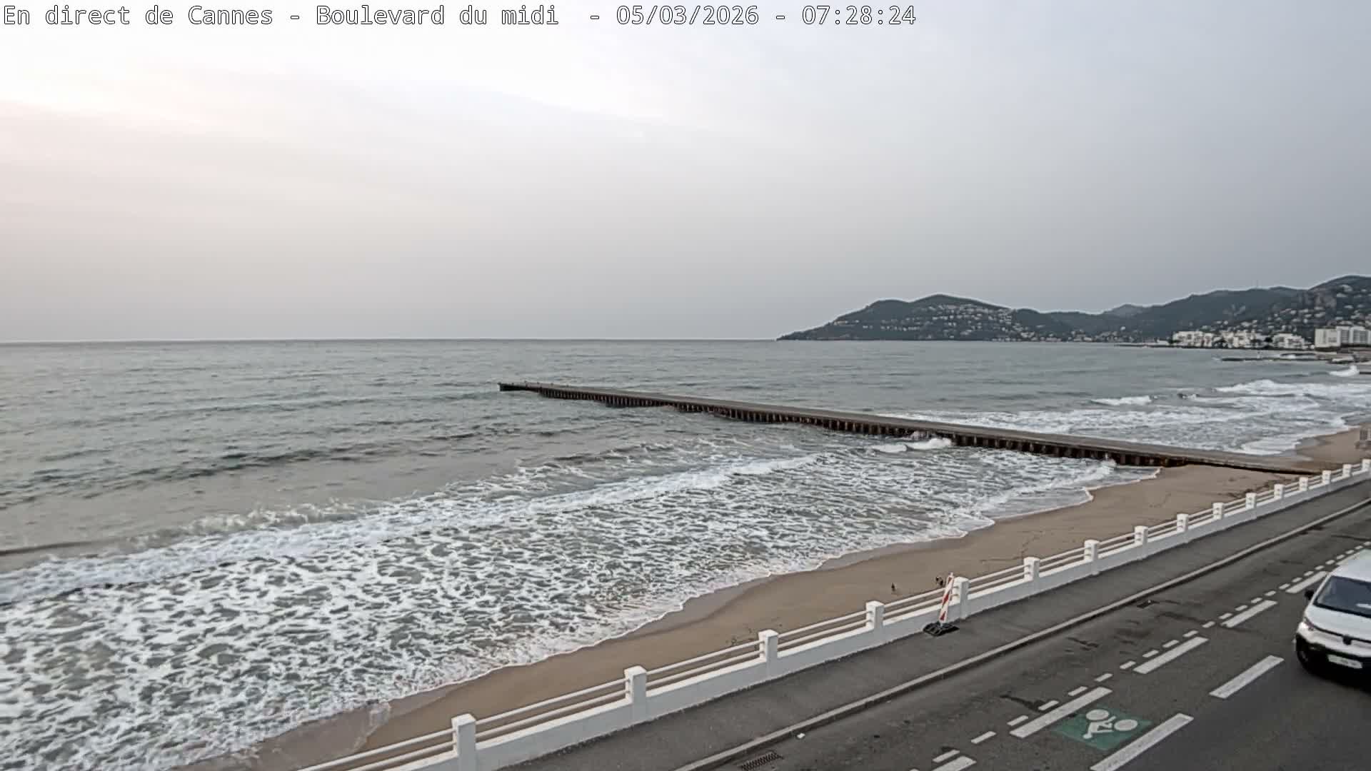 Cannes, Boulevard du Midi Louise Moreau Live Cam - Alpes Maritimes, Provence-Alpes-Côte d'Azur, France