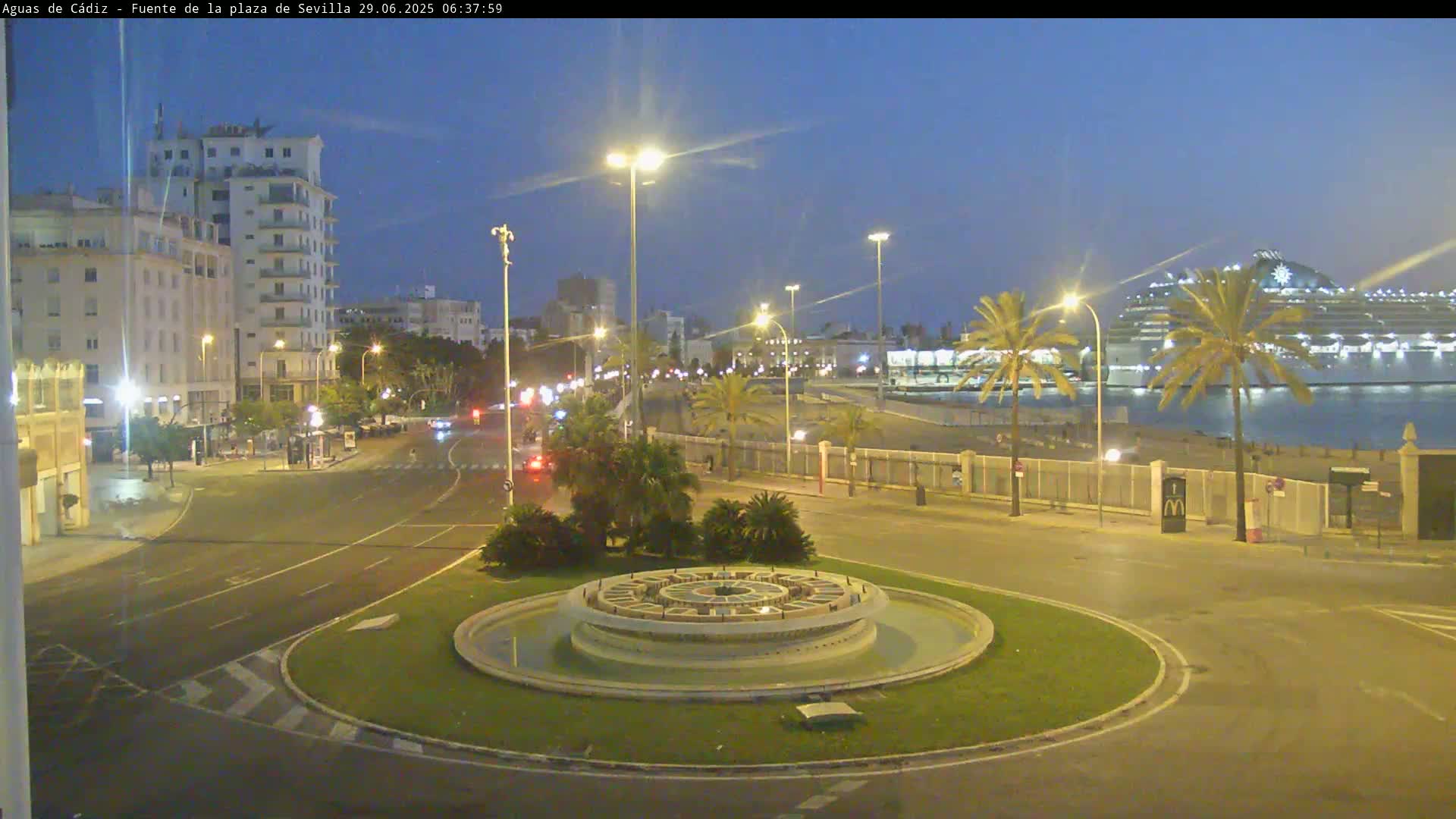 Cadiz, Plaza de Sevilla Fountain  Live Cam -  Cadiz, Andulucia, Spain
