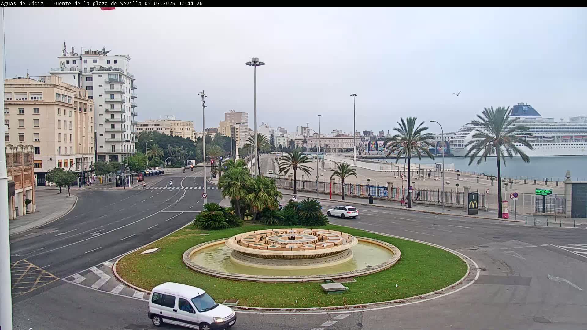 Cadiz, Plaza de Sevilla Fountain  Live Cam -  Cadiz, Andulucia, Spain