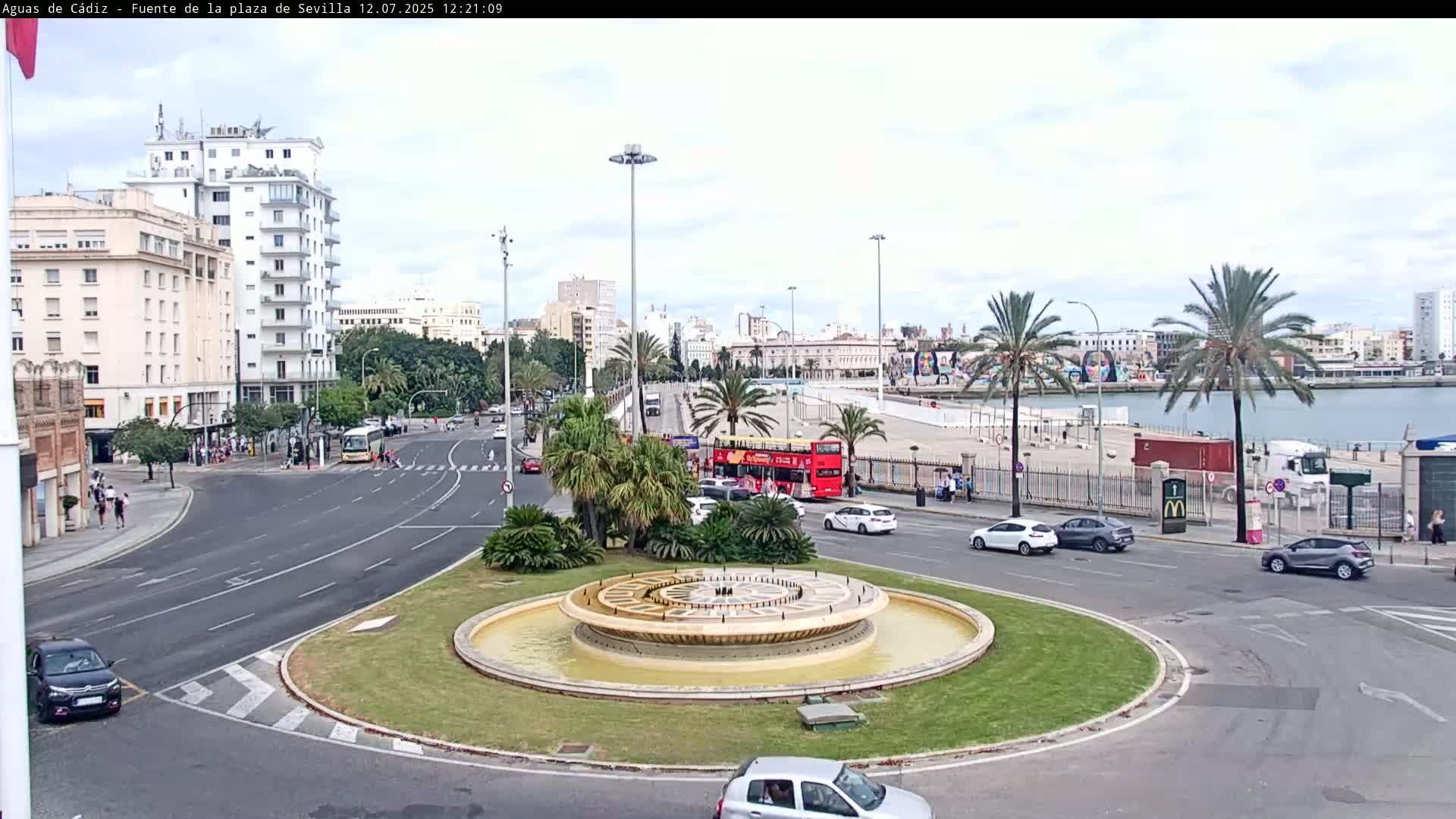 Cadiz, Plaza de Sevilla Fountain  Live Cam -  Cadiz, Andulucia, Spain