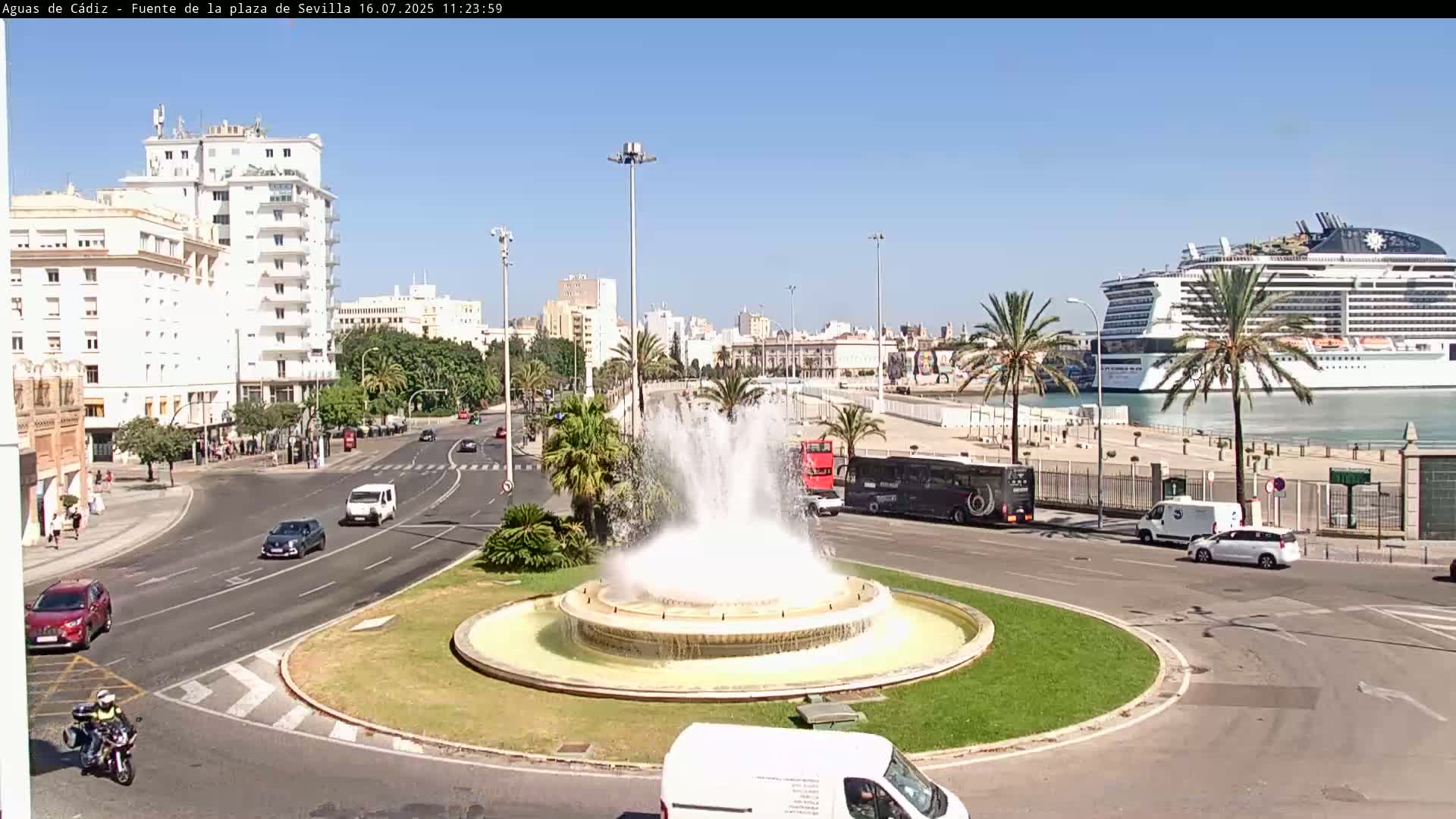 Cadiz, Plaza de Sevilla Fountain  Live Cam -  Cadiz, Andulucia, Spain