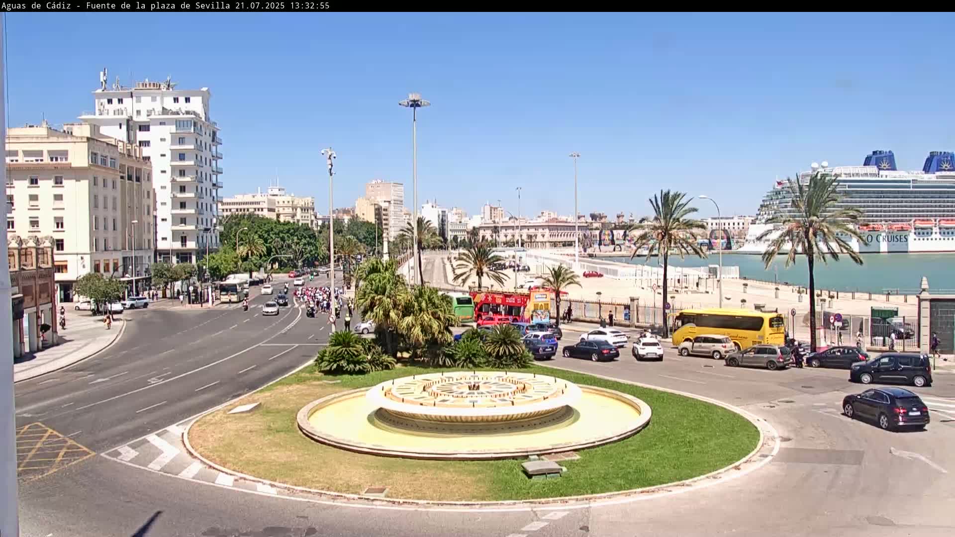 Cadiz, Plaza de Sevilla Fountain  Live Cam -  Cadiz, Andulucia, Spain