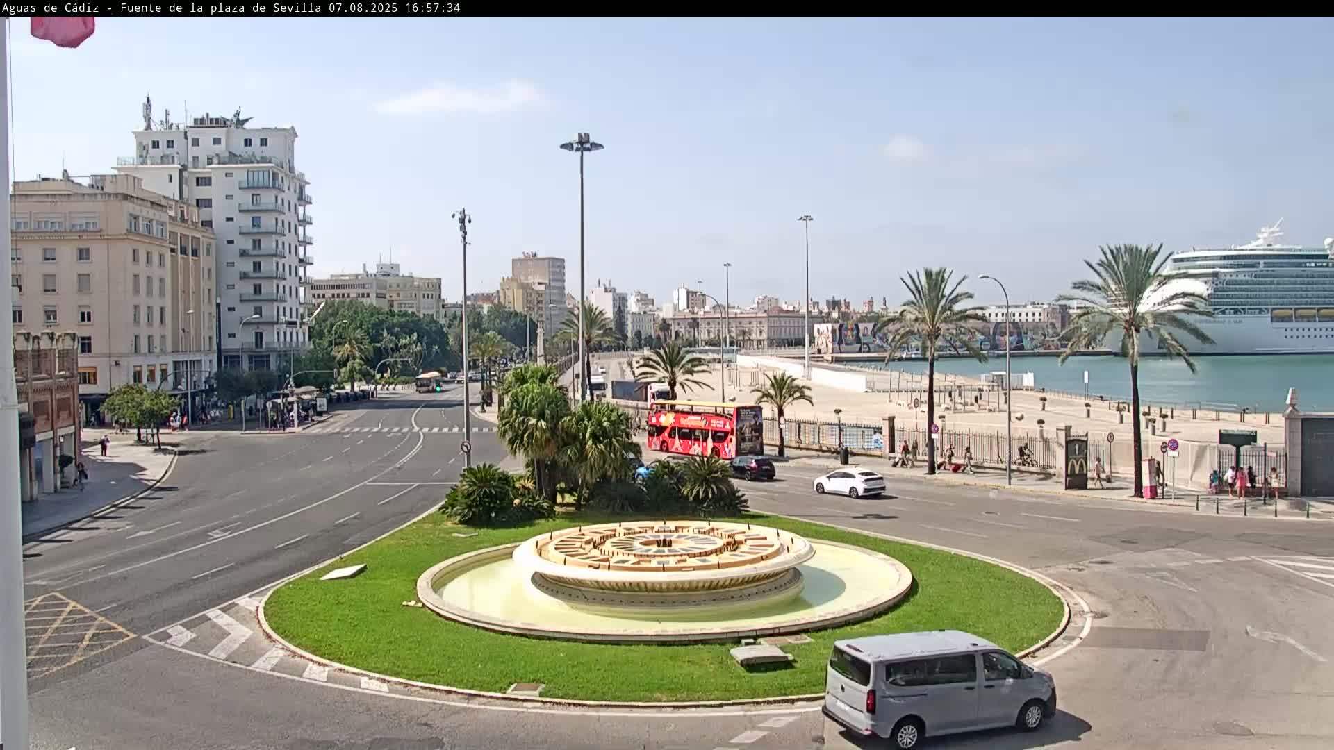 Cadiz, Plaza de Sevilla Fountain  Live Cam -  Cadiz, Andulucia, Spain