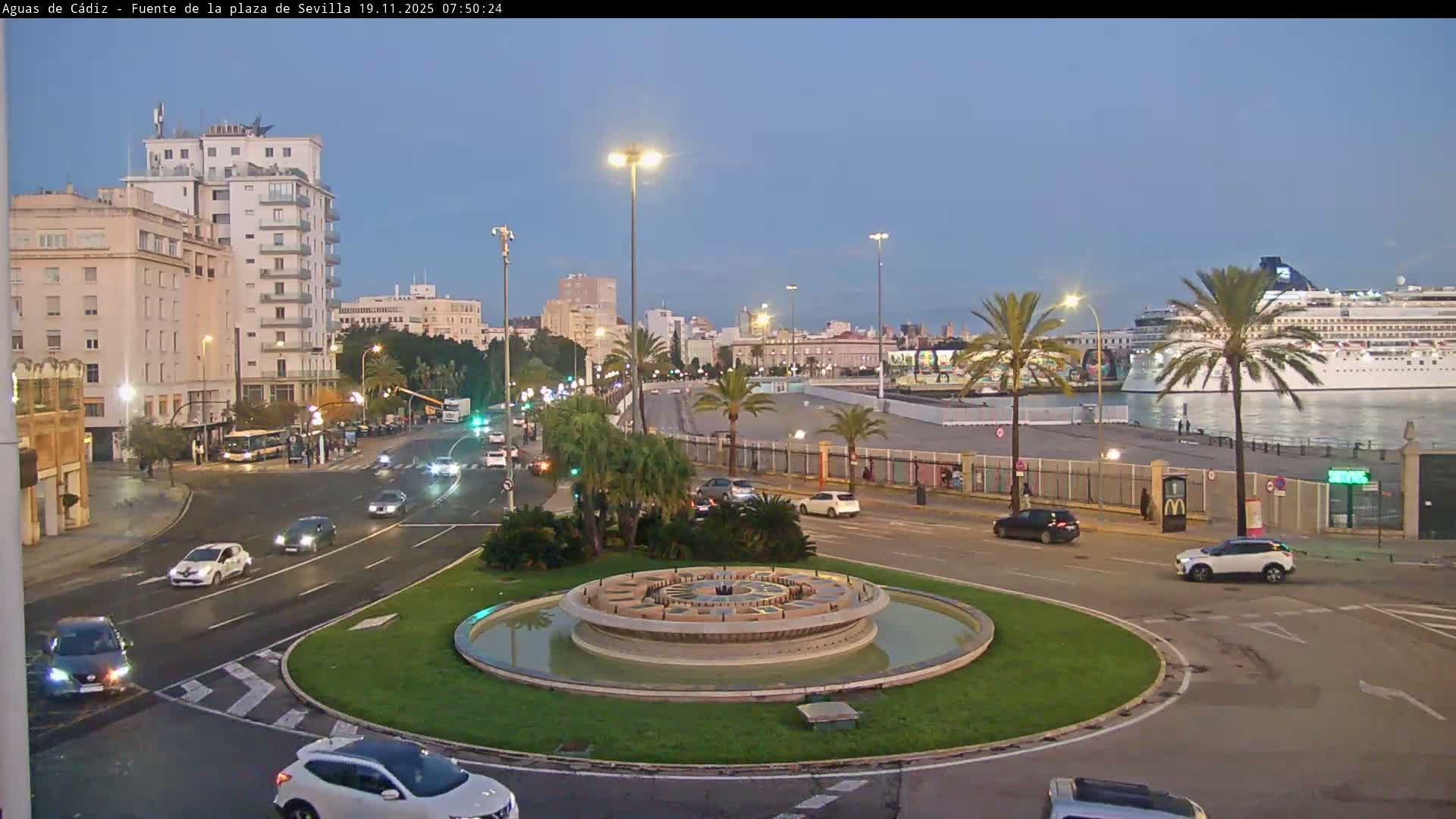 Cadiz, Plaza de Sevilla Fountain  Live Cam -  Cadiz, Andulucia, Spain