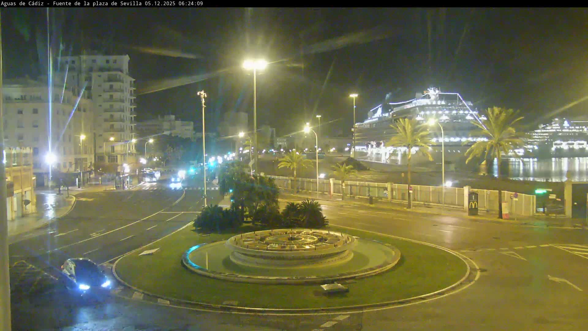 Cadiz, Plaza de Sevilla Fountain  Live Cam -  Cadiz, Andulucia, Spain