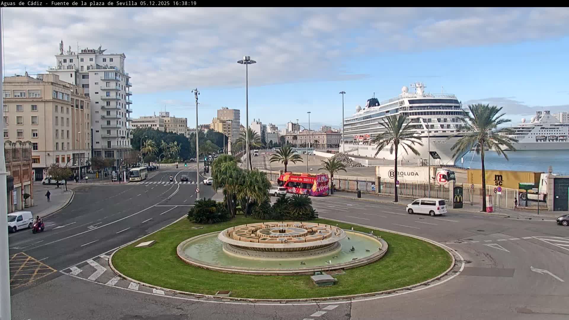 Cadiz, Plaza de Sevilla Fountain  Live Cam -  Cadiz, Andulucia, Spain