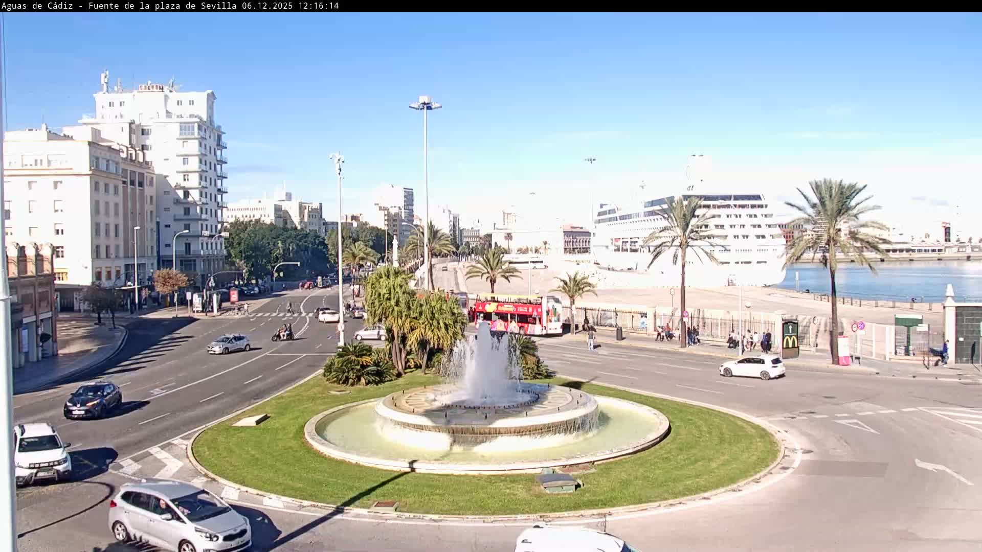 Cadiz, Plaza de Sevilla Fountain  Live Cam -  Cadiz, Andulucia, Spain