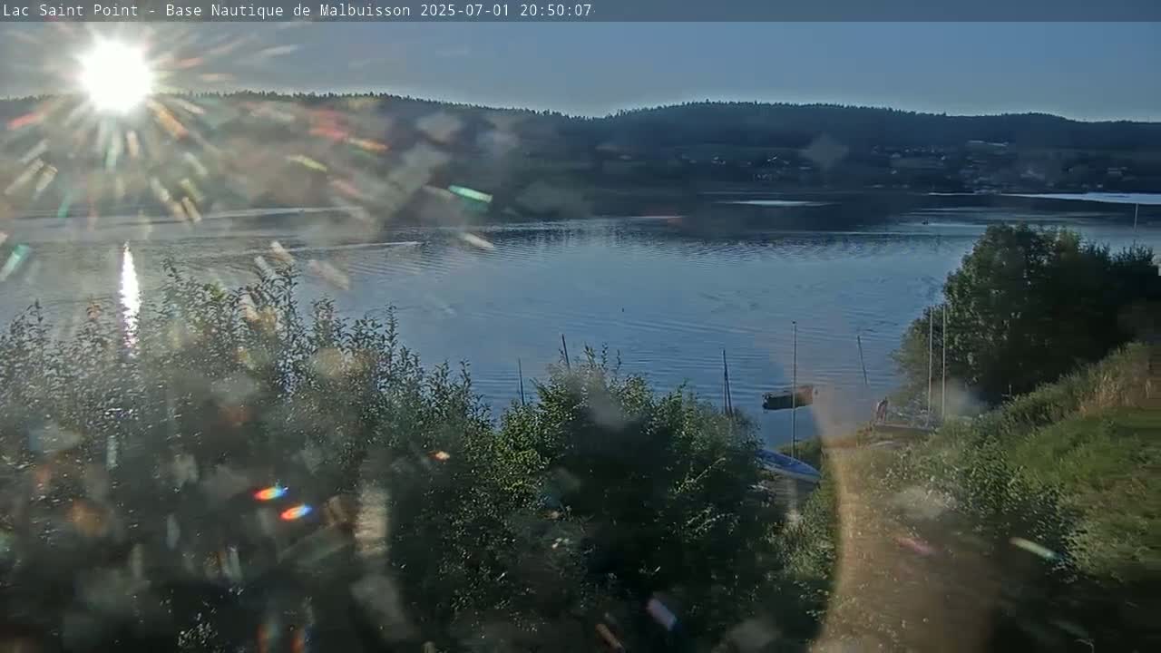 Malbuisson, Lac Saint Point Lake from Base Nautique de Malbuisson Nautical Base Live Cam -  Pontarlier, Doubs, Bourgogne-Franche-Comté, France