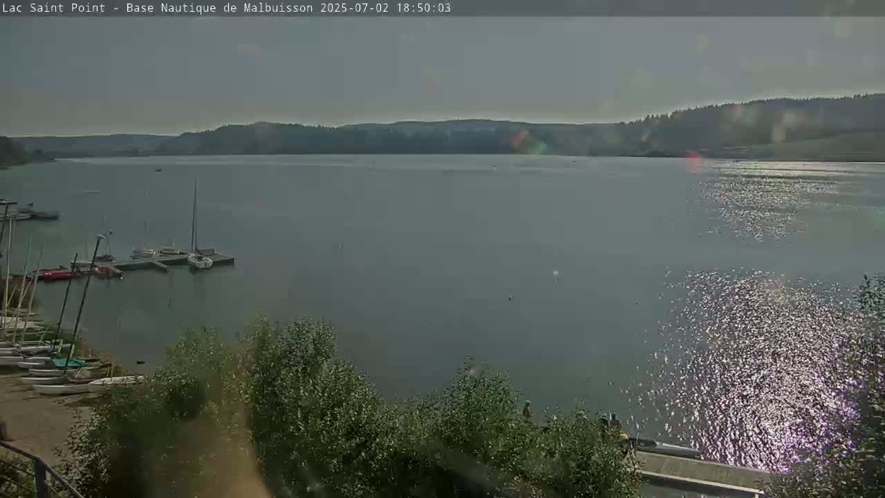 Malbuisson, Lac Saint Point Lake from Base Nautique de Malbuisson Nautical Base Live Cam -  Pontarlier, Doubs, Bourgogne-Franche-Comté, France