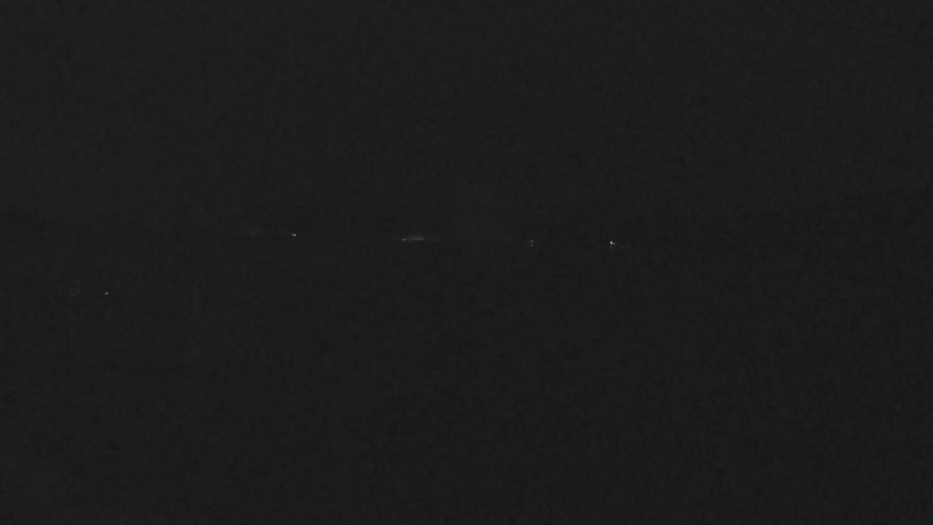 Malbuisson, Lac Saint Point Lake from Base Nautique de Malbuisson Nautical Base Live Cam -  Pontarlier, Doubs, Bourgogne-Franche-Comté, France