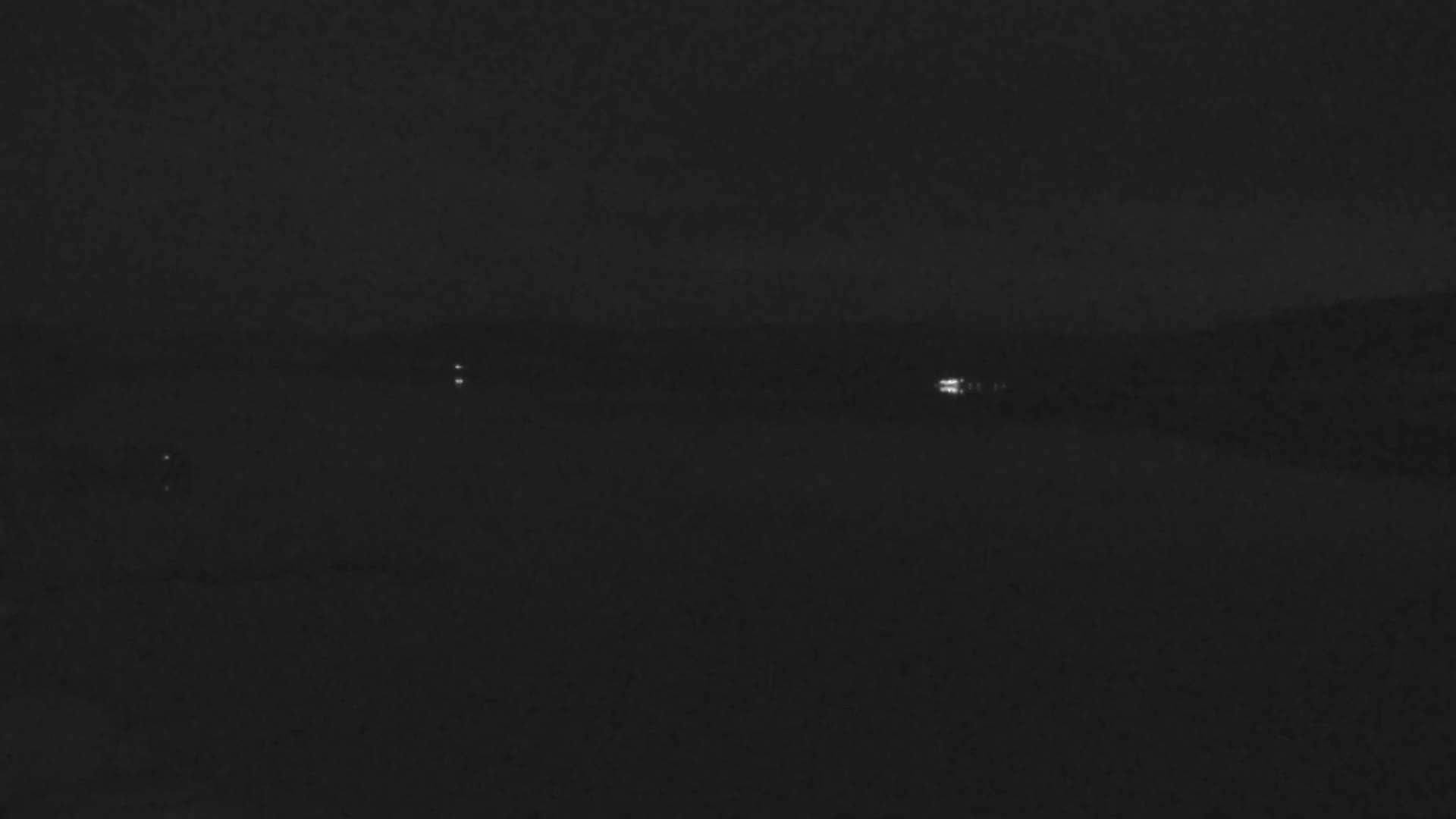 Malbuisson, Lac Saint Point Lake from Base Nautique de Malbuisson Nautical Base Live Cam -  Pontarlier, Doubs, Bourgogne-Franche-Comté, France