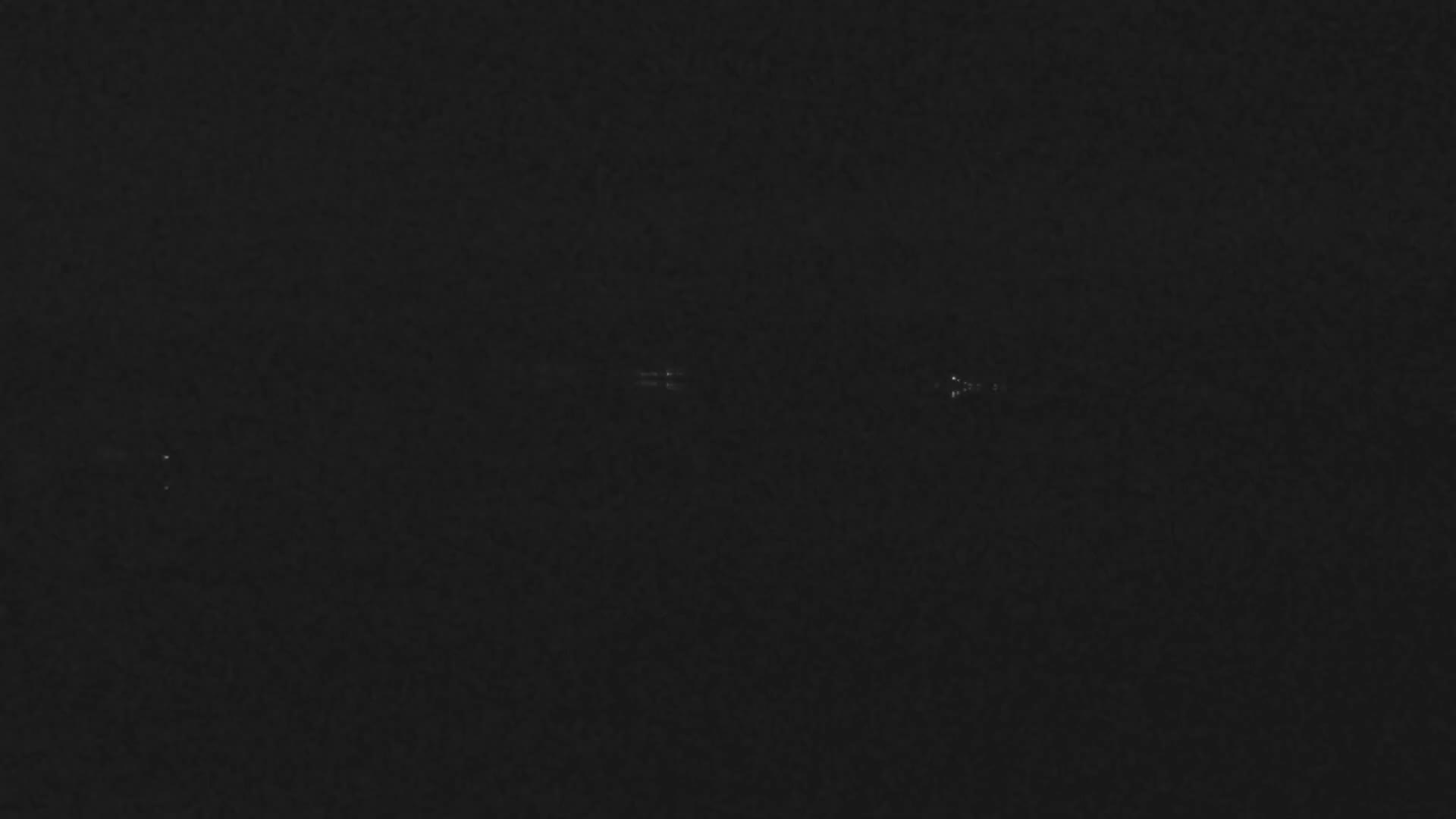Malbuisson, Lac Saint Point Lake from Base Nautique de Malbuisson Nautical Base Live Cam -  Pontarlier, Doubs, Bourgogne-Franche-Comté, France