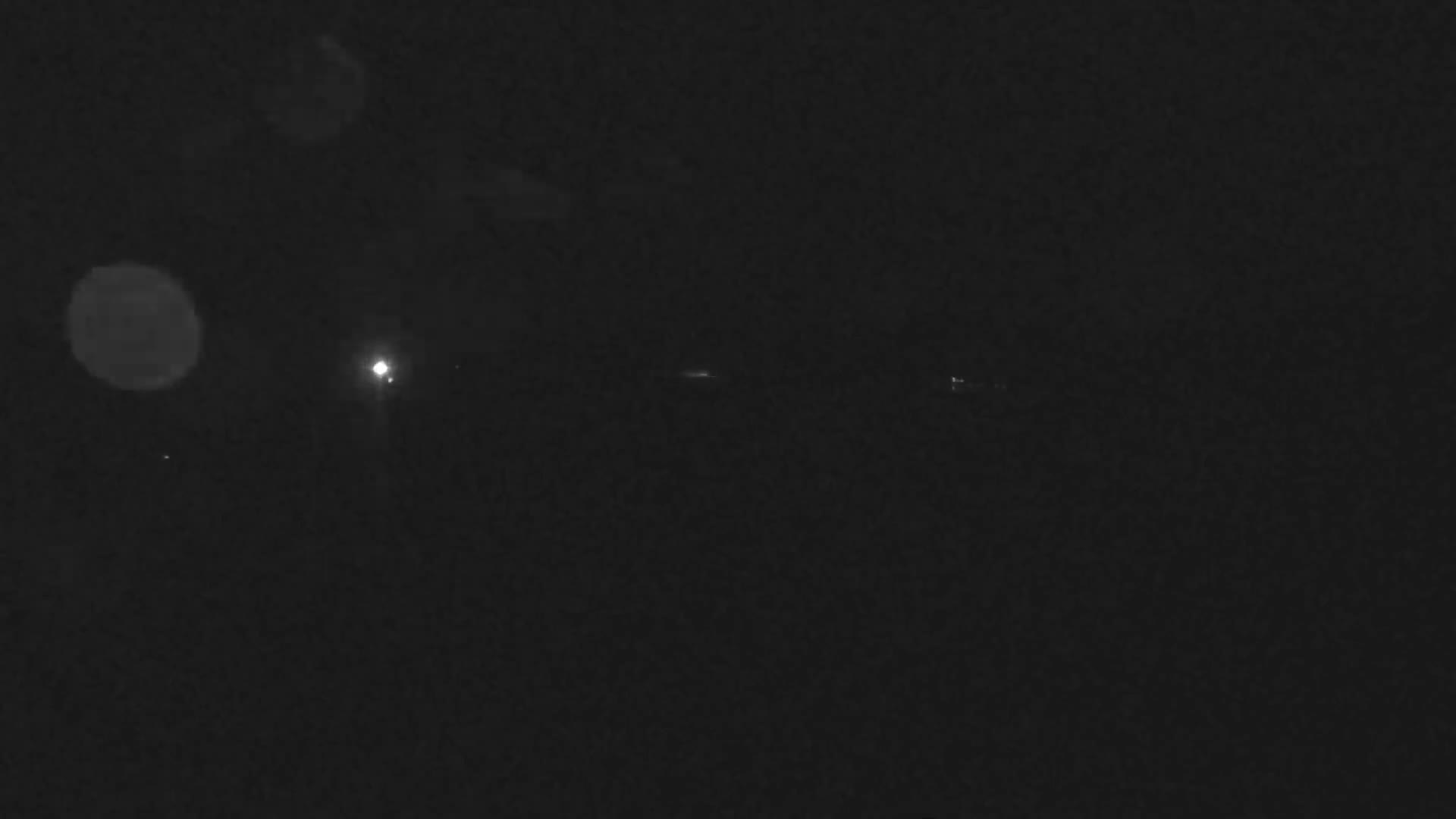 Malbuisson, Lac Saint Point Lake from Base Nautique de Malbuisson Nautical Base Live Cam -  Pontarlier, Doubs, Bourgogne-Franche-Comté, France