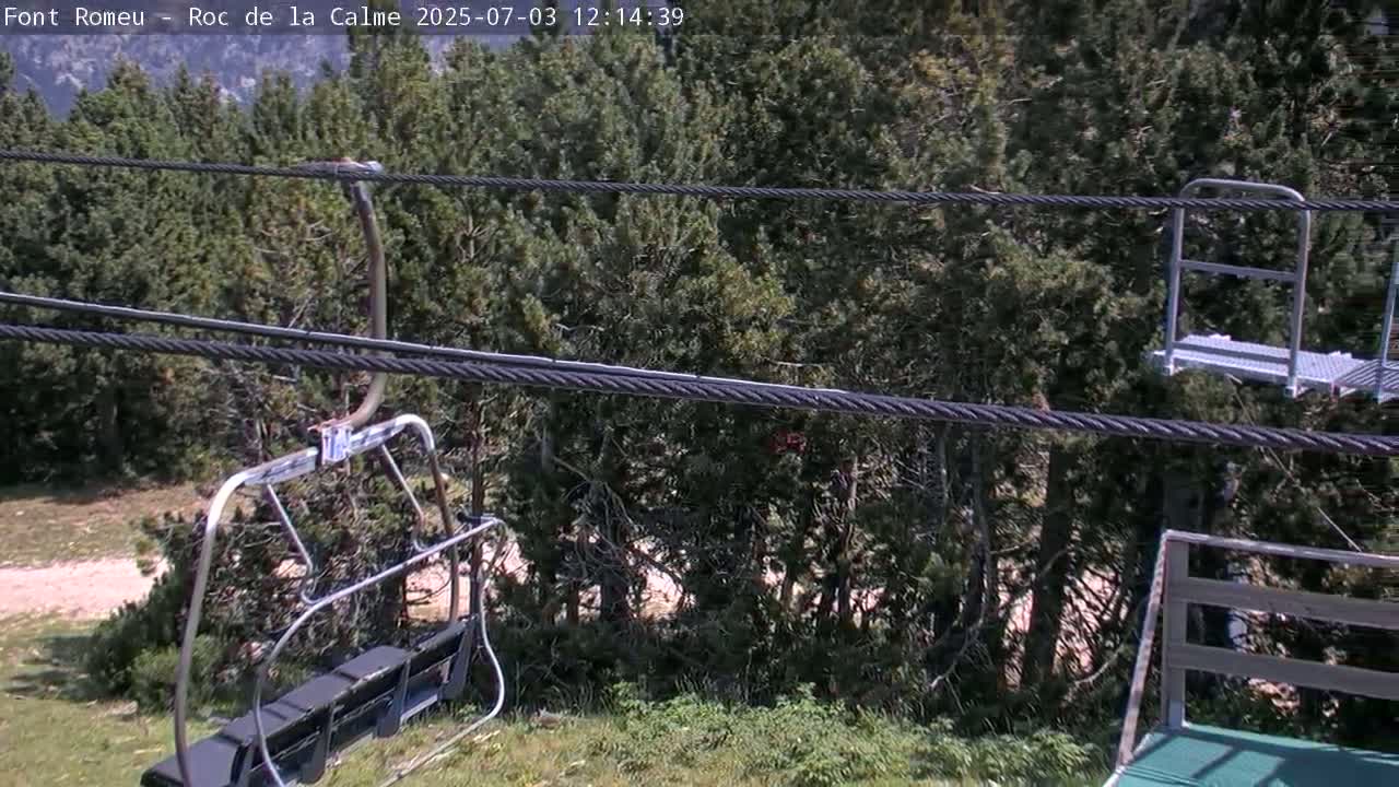 Font Romeu,  Haut du Roc de la Calme (Summit of the Rock of Calm) Live Cam - Prades, Pyrenees-Orientales, Occitanie, France