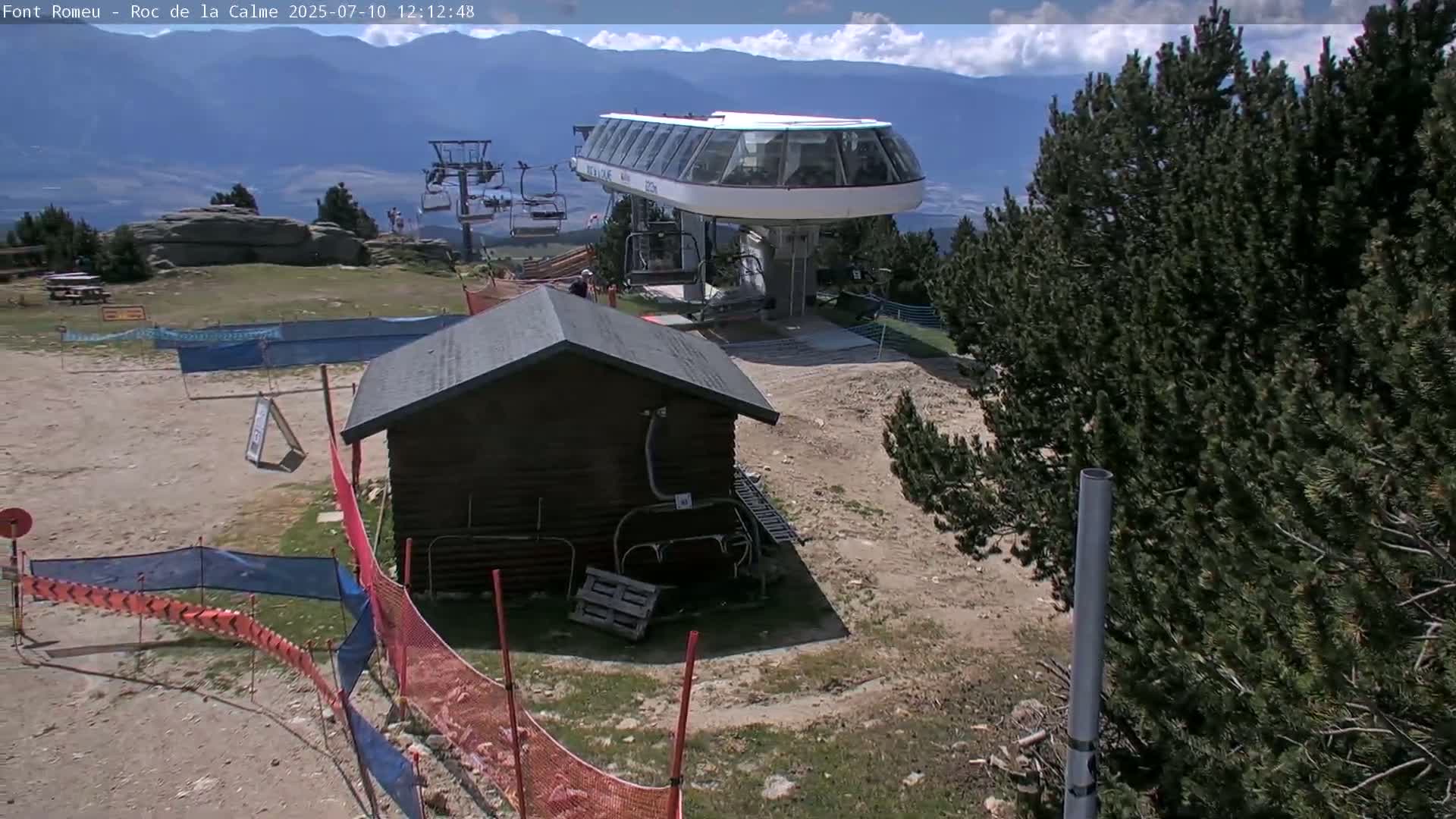 Font Romeu,  Haut du Roc de la Calme (Summit of the Rock of Calm) Live Cam - Prades, Pyrenees-Orientales, Occitanie, France