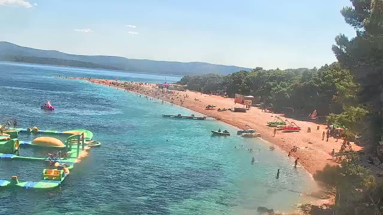 Otok  Brač Island, Bol Village Zlatni Rat Beach (Golden Horn Beach) Live Cam - Bol, Brac Island, Split-Dalmatia, Croatia