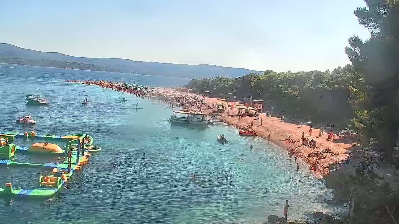 Otok  Brač Island, Bol Village Zlatni Rat Beach (Golden Horn Beach) Live Cam - Bol, Brac Island, Split-Dalmatia, Croatia