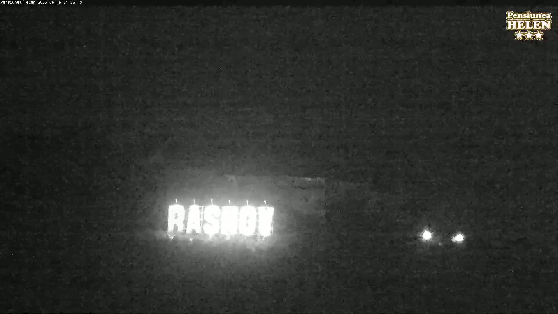 Rasnov Fortress ( Cetetea Râșnov) Live Cam - Râșnov, Braşov, Romania