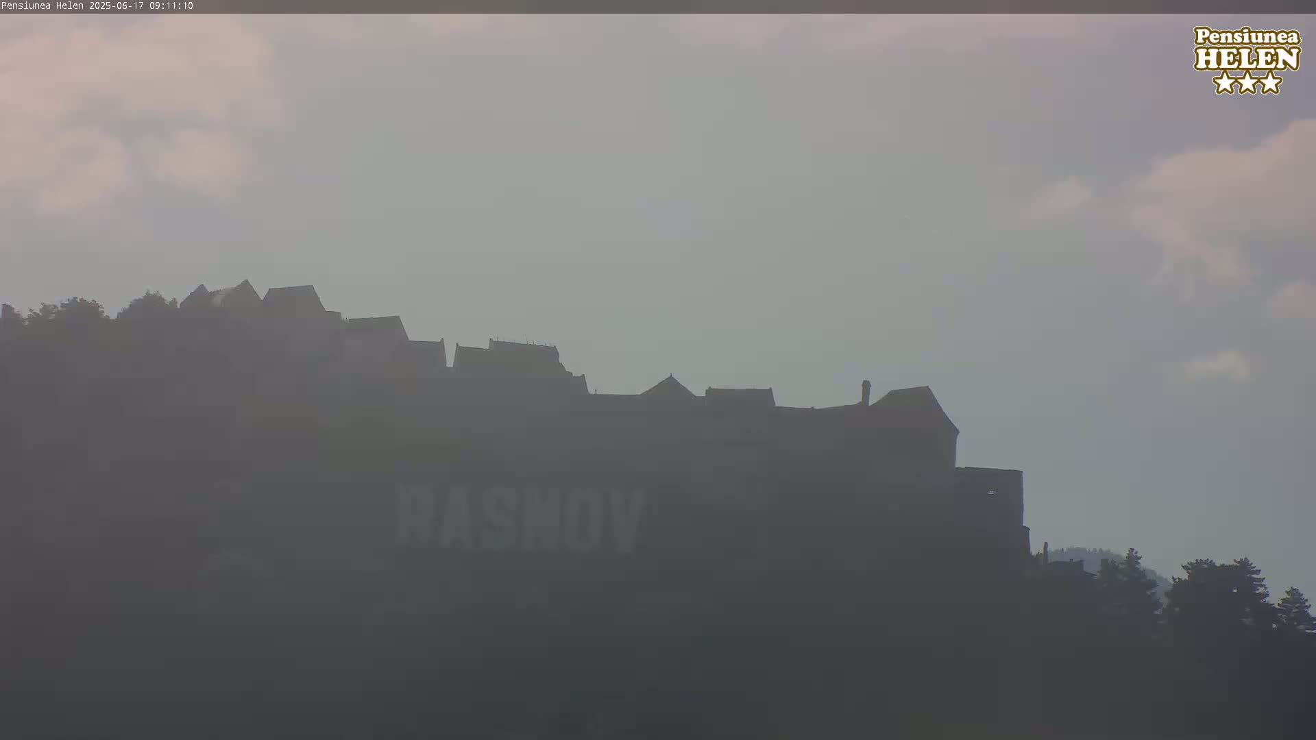 Rasnov Fortress ( Cetetea Râșnov) Live Cam - Râșnov, Braşov, Romania
