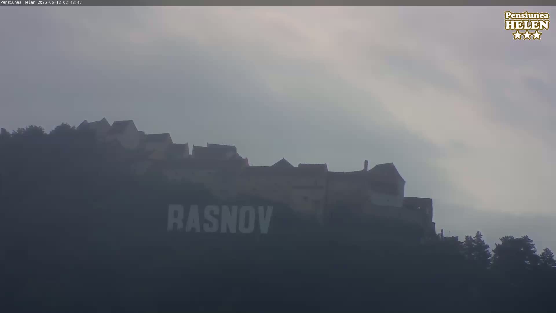 Rasnov Fortress ( Cetetea Râșnov) Live Cam - Râșnov, Braşov, Romania