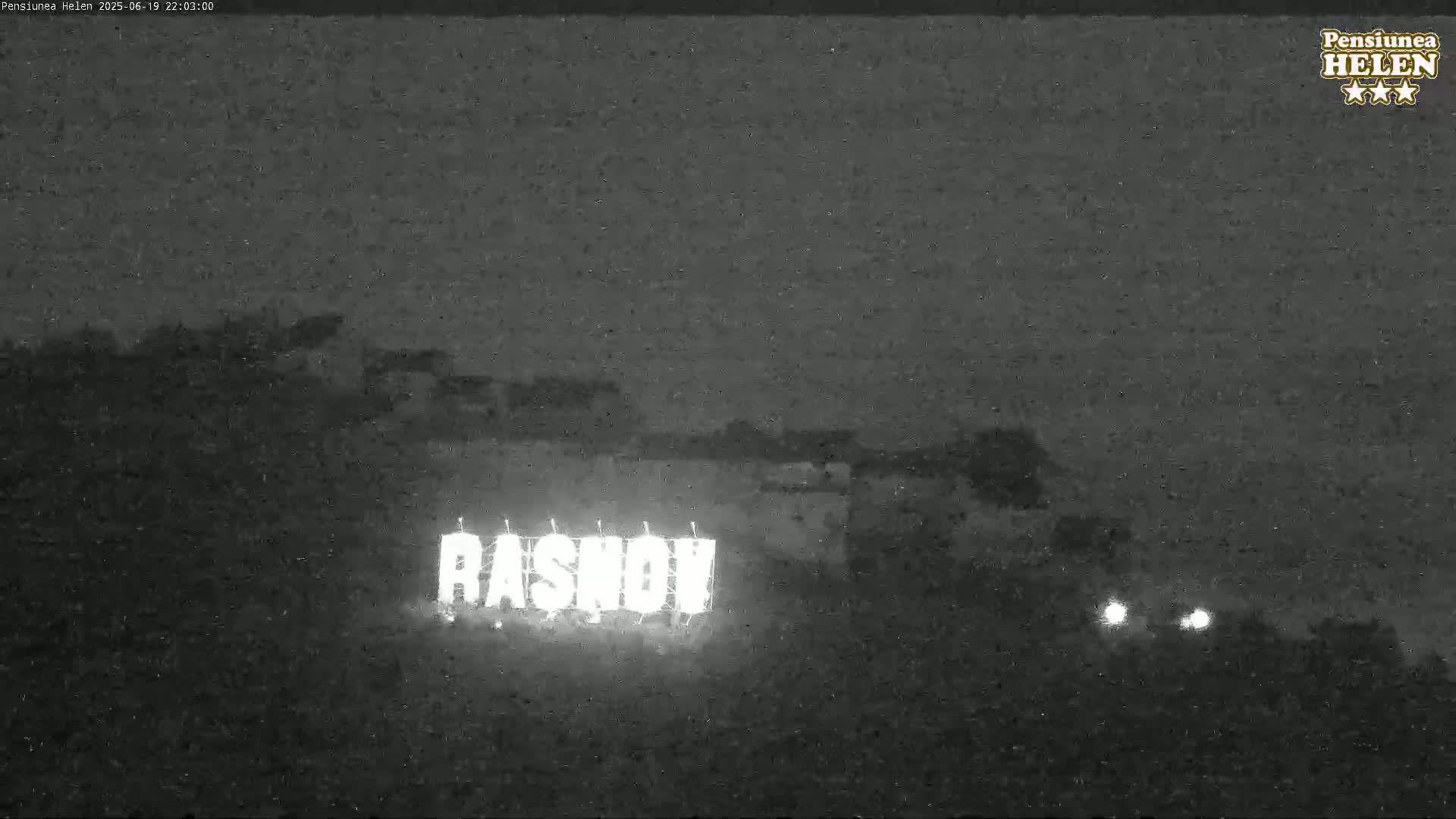 Rasnov Fortress ( Cetetea Râșnov) Live Cam - Râșnov, Braşov, Romania