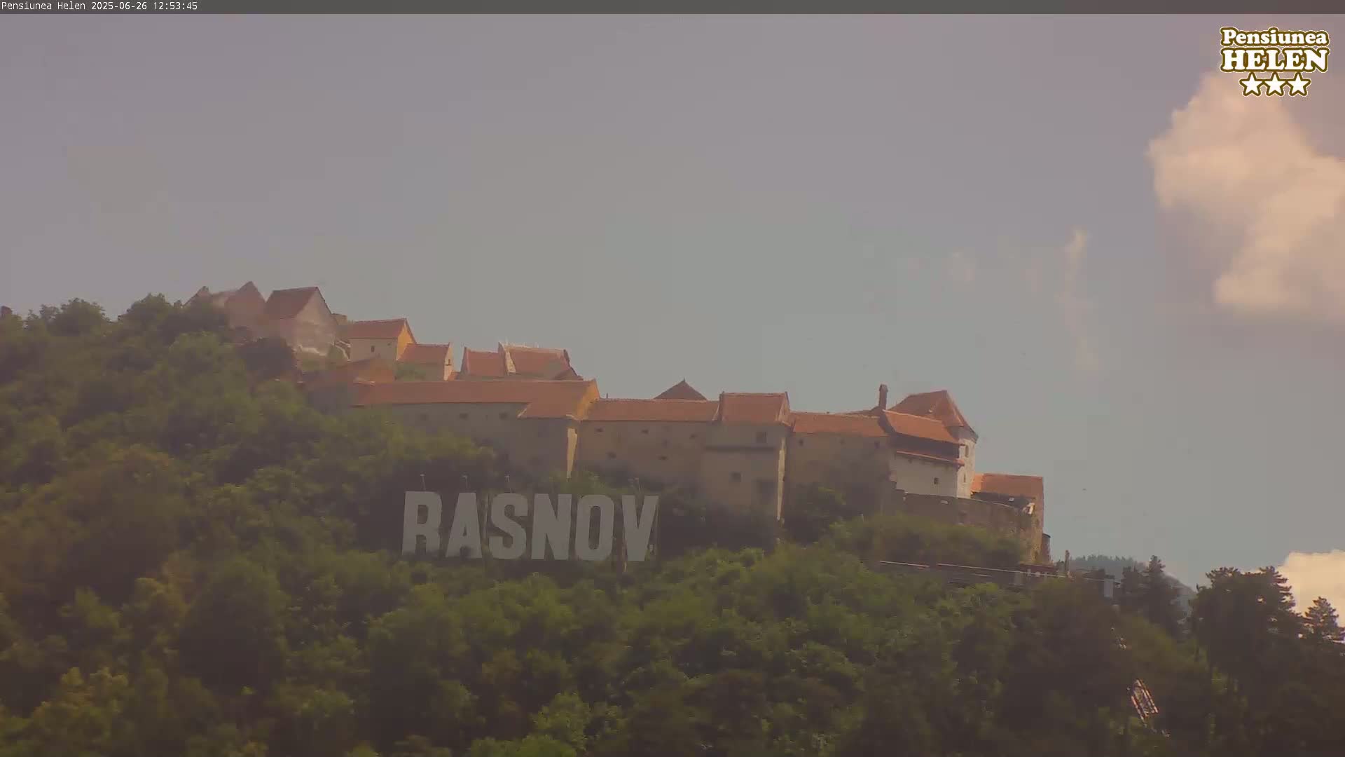 Rasnov Fortress ( Cetetea Râșnov) Live Cam - Râșnov, Braşov, Romania
