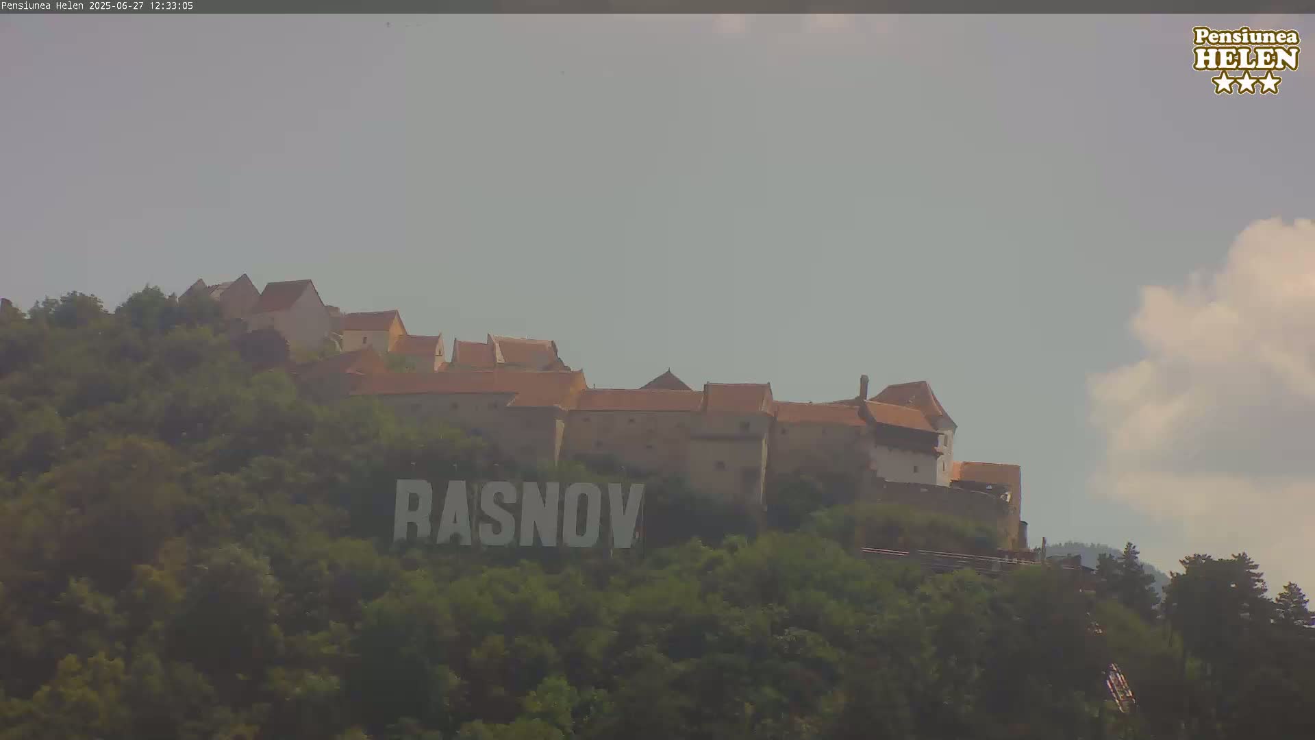 Rasnov Fortress ( Cetetea Râșnov) Live Cam - Râșnov, Braşov, Romania