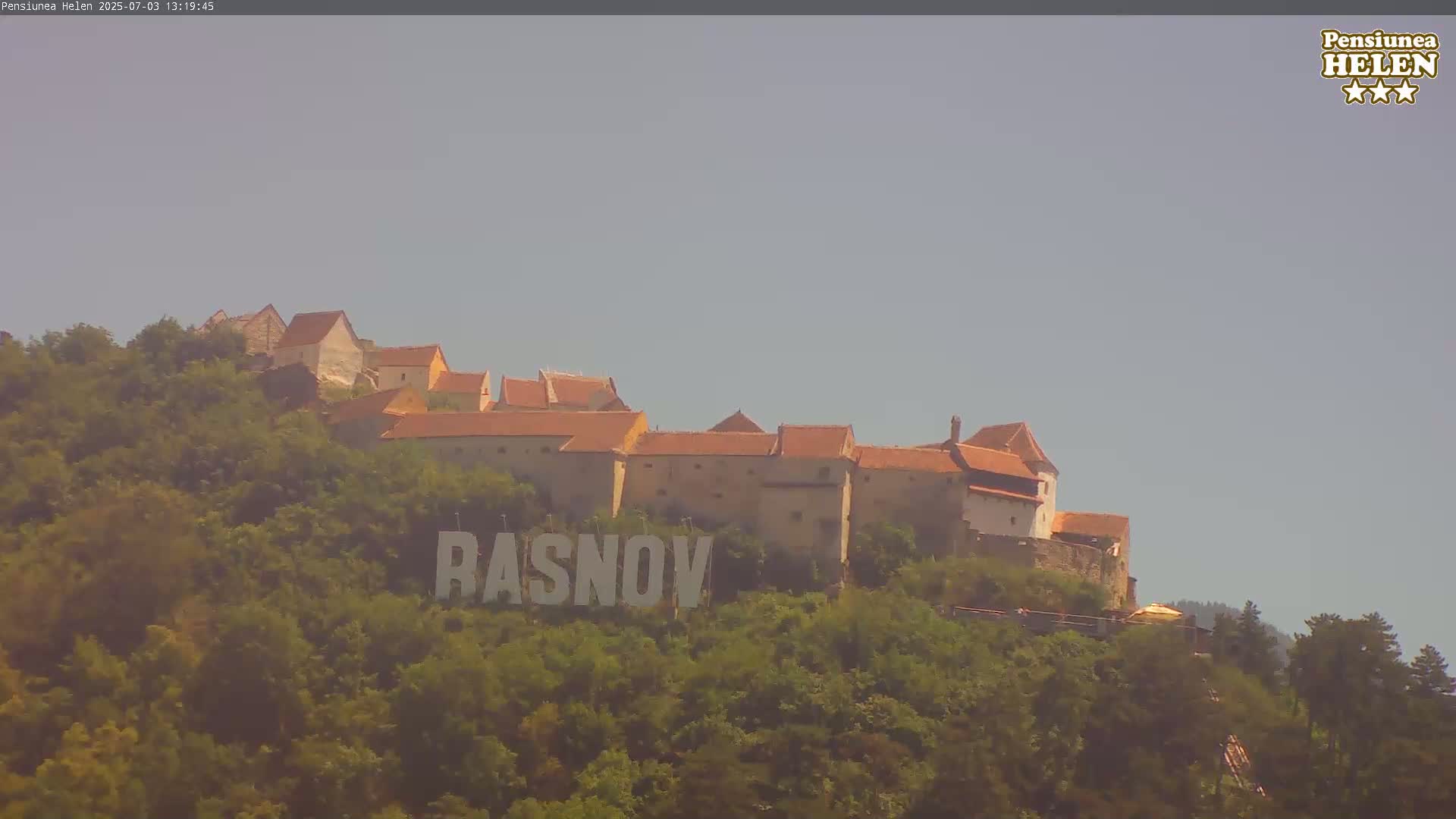 Rasnov Fortress ( Cetetea Râșnov) Live Cam - Râșnov, Braşov, Romania