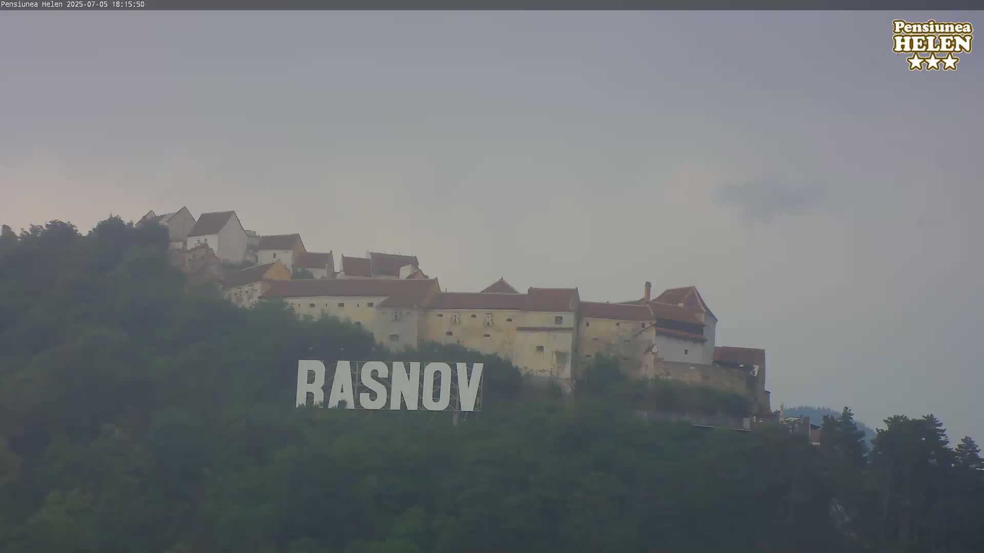 Rasnov Fortress ( Cetetea Râșnov) Live Cam - Râșnov, Braşov, Romania