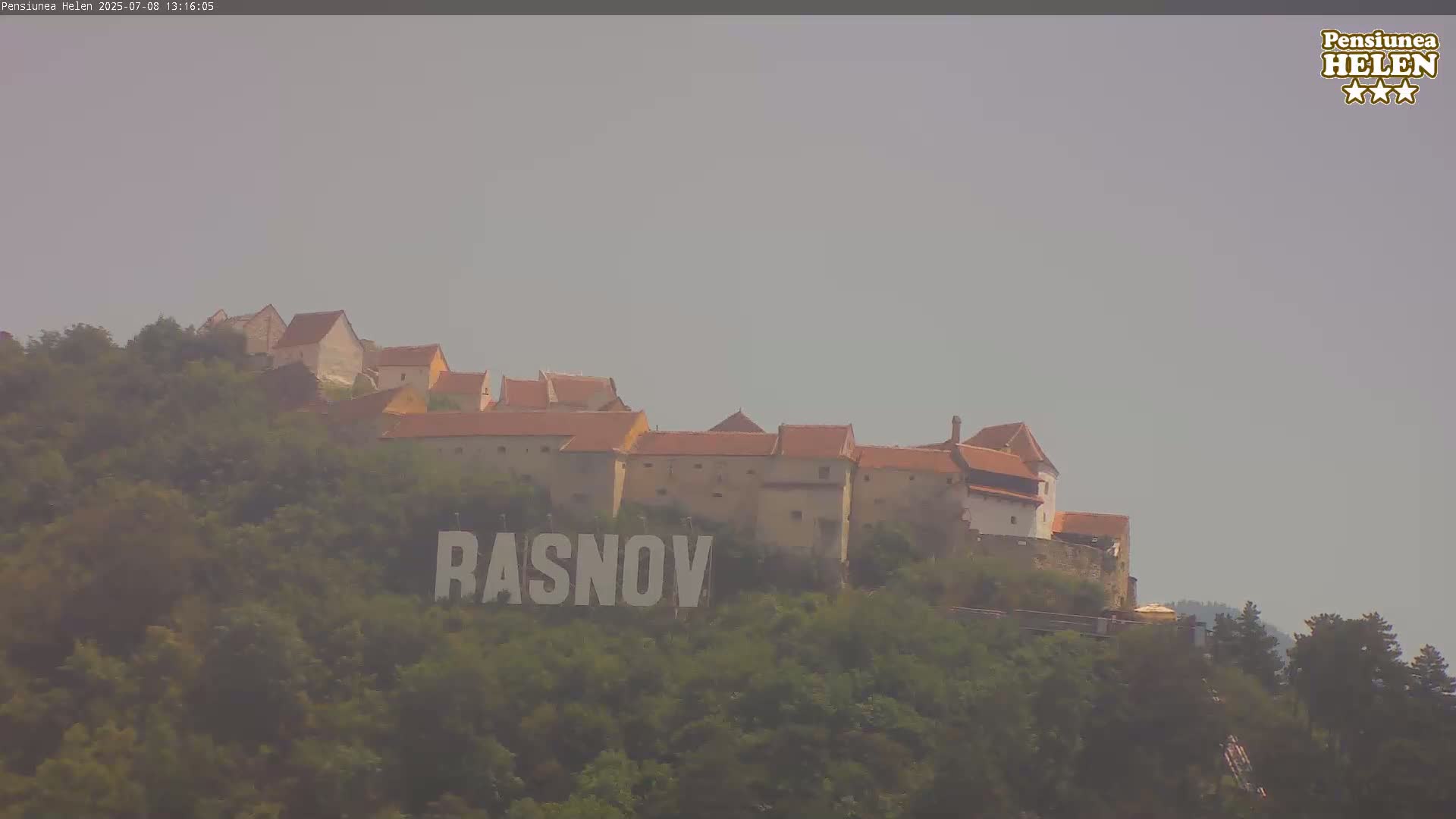 Rasnov Fortress ( Cetetea Râșnov) Live Cam - Râșnov, Braşov, Romania