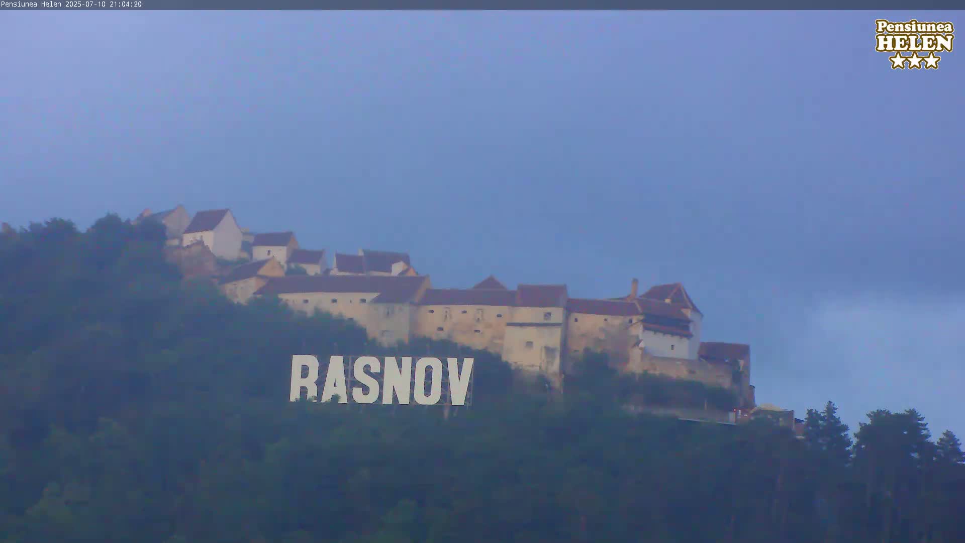 Rasnov Fortress ( Cetetea Râșnov) Live Cam - Râșnov, Braşov, Romania