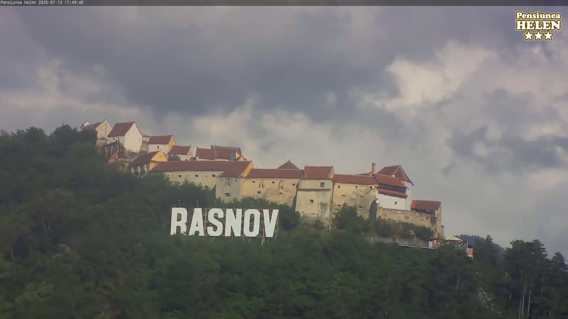 Rasnov Fortress ( Cetetea Râșnov) Live Cam - Râșnov, Braşov, Romania