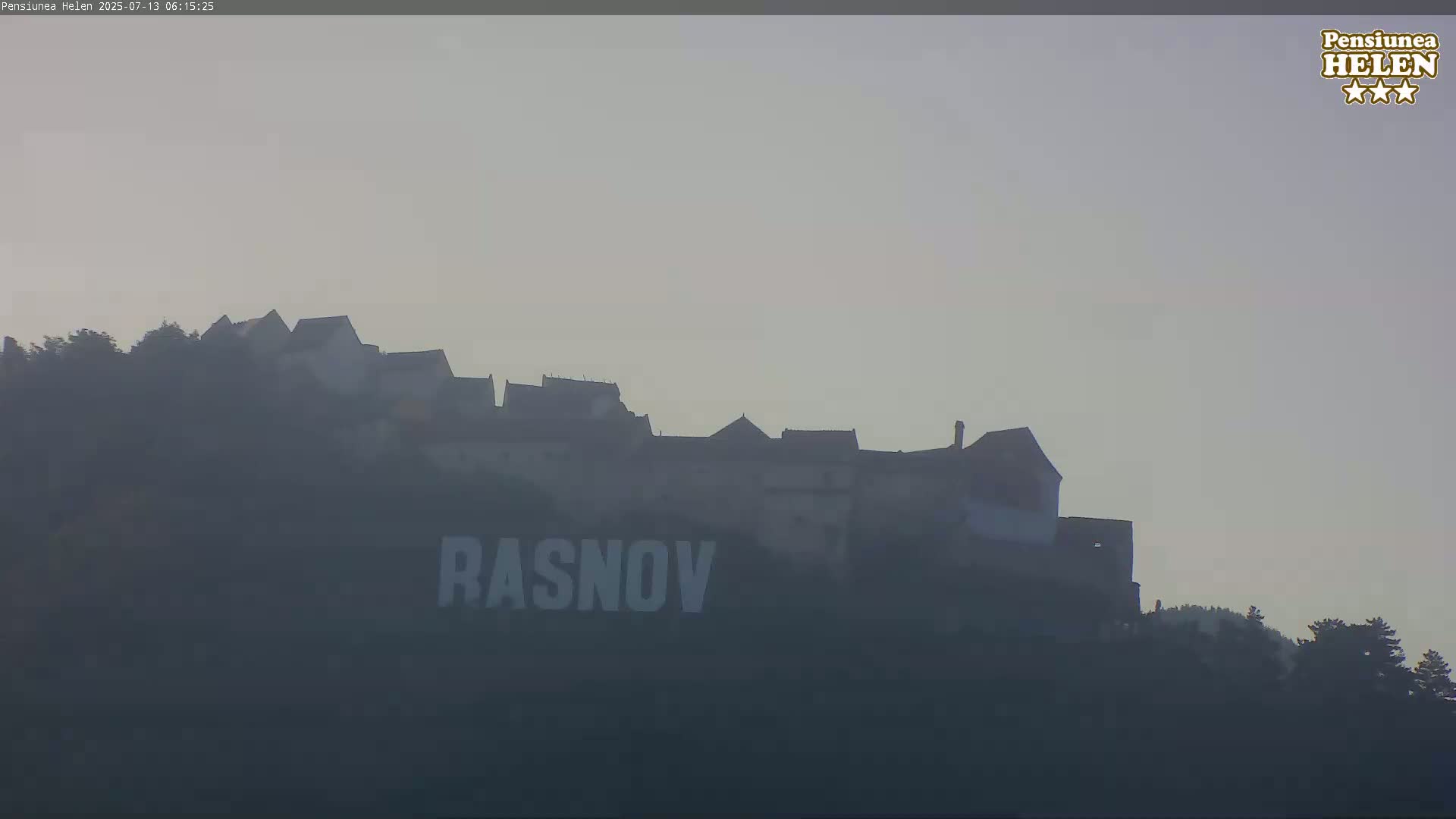 Rasnov Fortress ( Cetetea Râșnov) Live Cam - Râșnov, Braşov, Romania