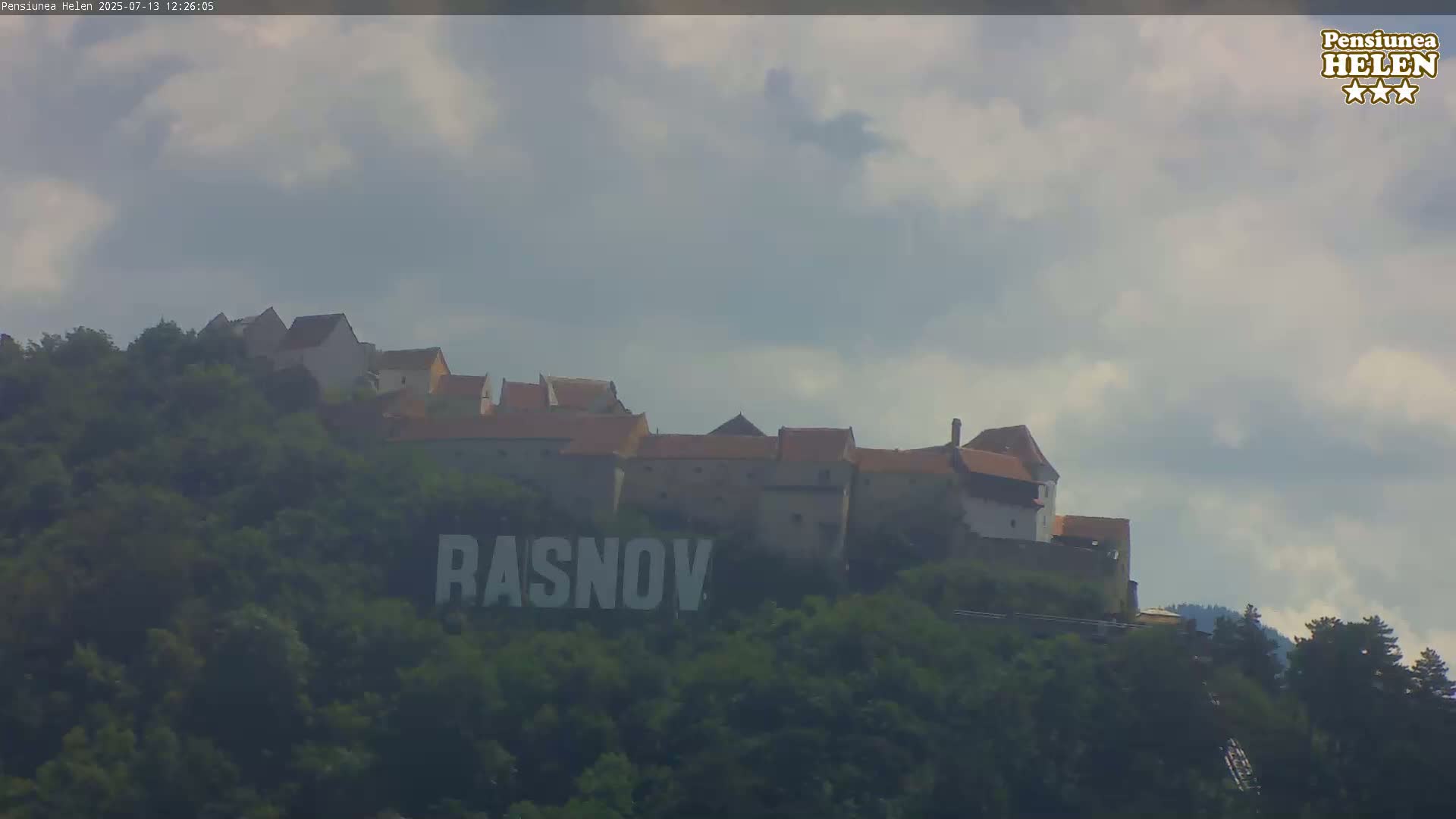 Rasnov Fortress ( Cetetea Râșnov) Live Cam - Râșnov, Braşov, Romania