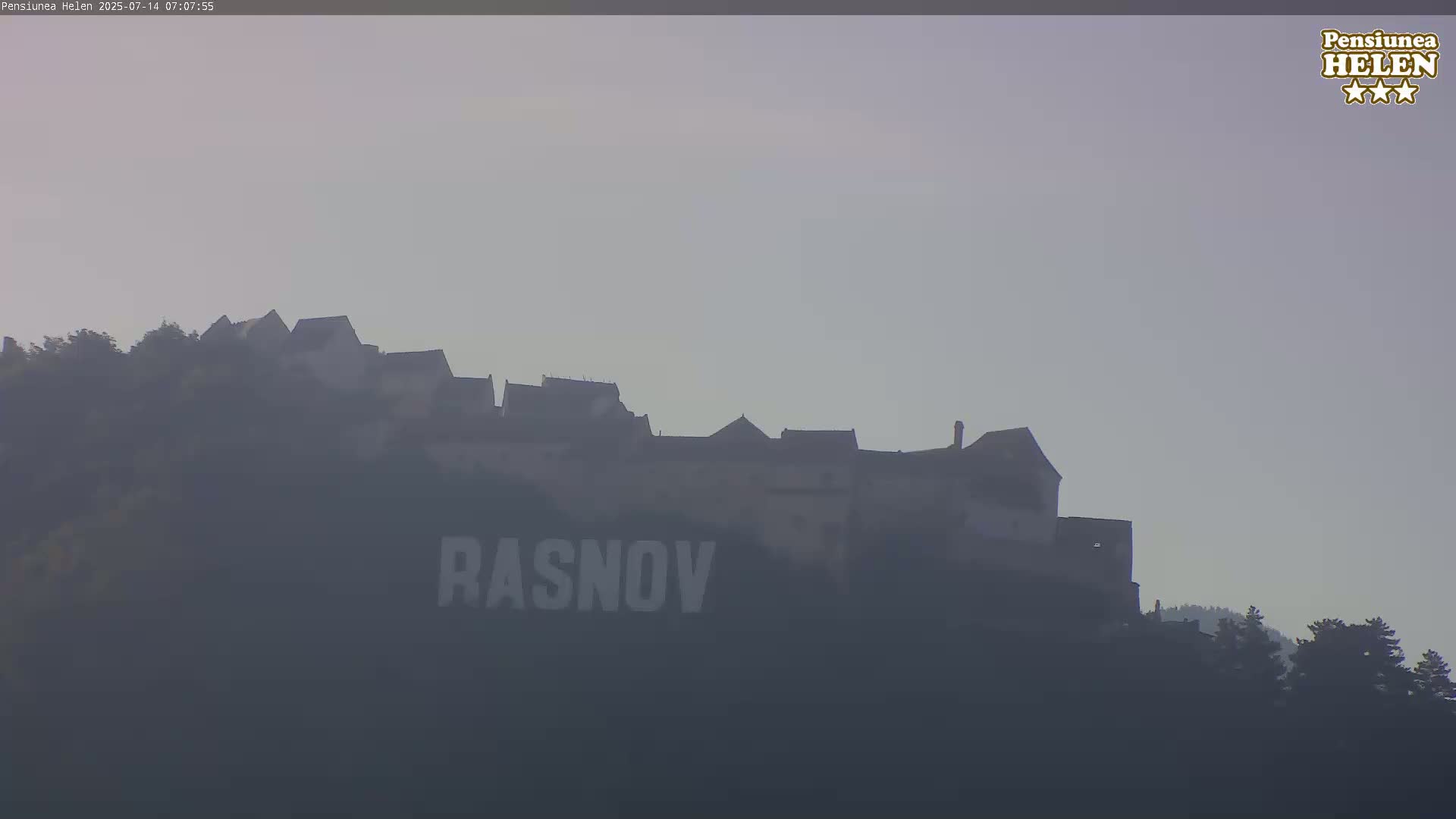 Rasnov Fortress ( Cetetea Râșnov) Live Cam - Râșnov, Braşov, Romania