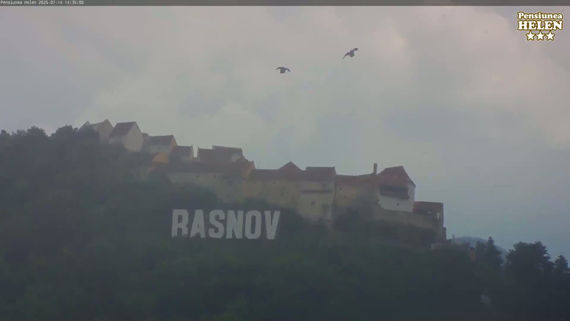 Rasnov Fortress ( Cetetea Râșnov) Live Cam - Râșnov, Braşov, Romania