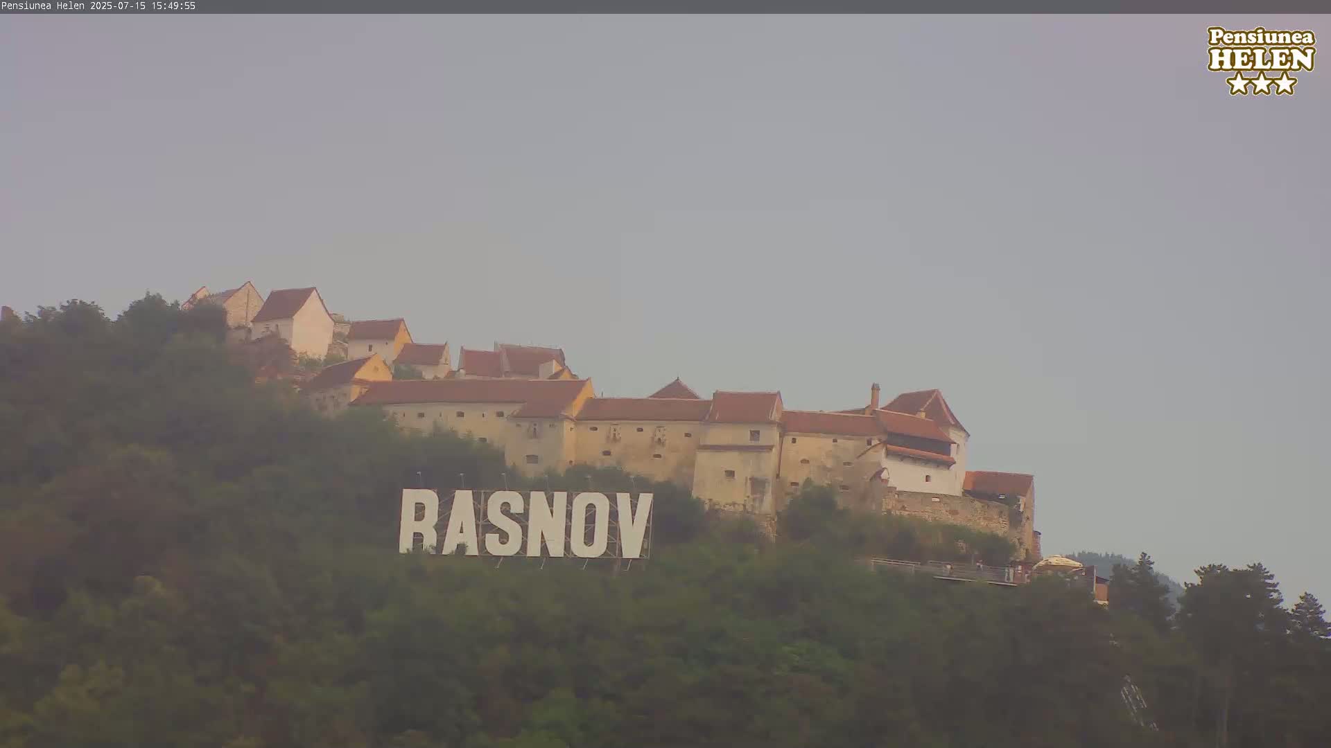 Rasnov Fortress ( Cetetea Râșnov) Live Cam - Râșnov, Braşov, Romania