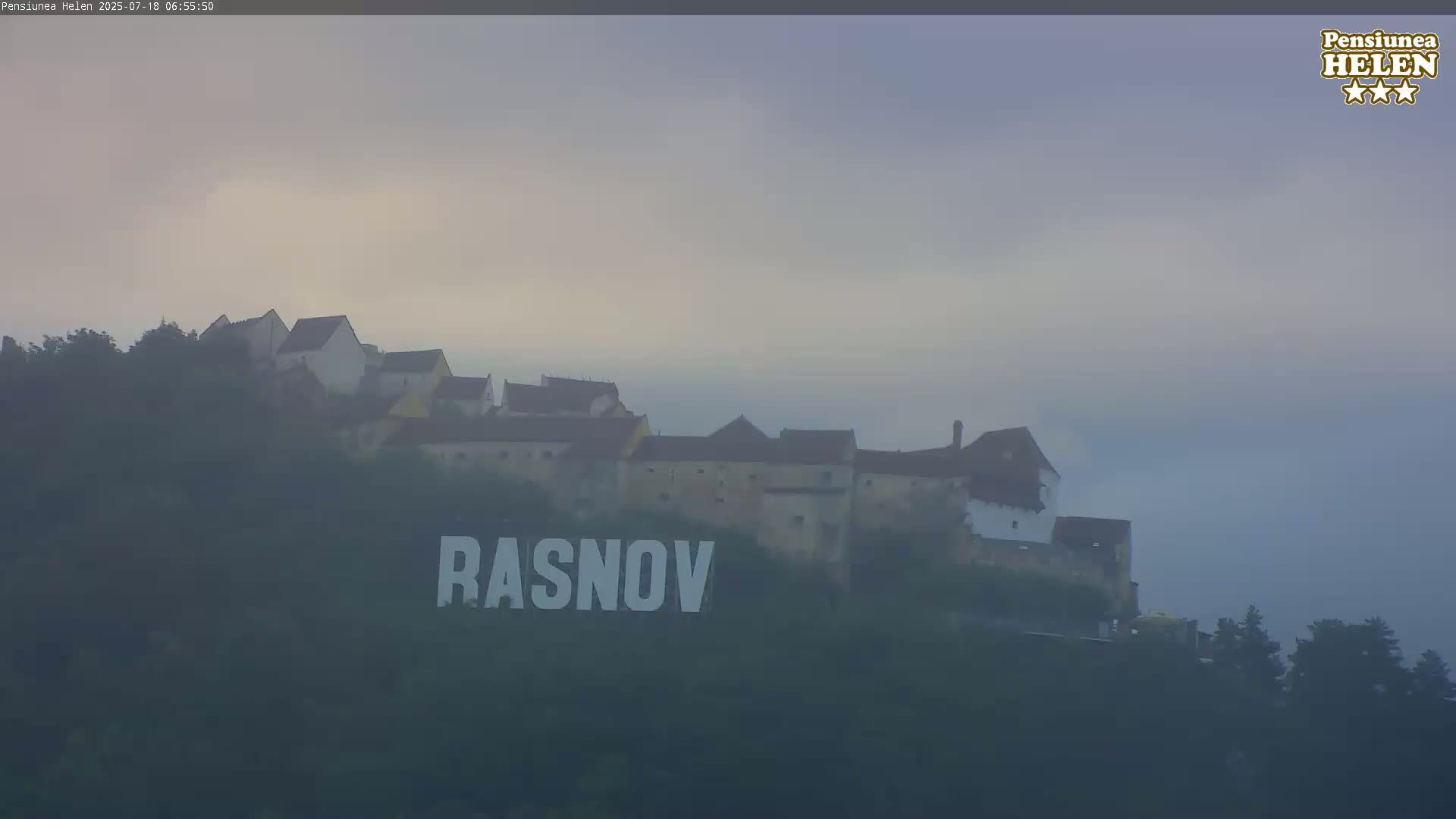 Rasnov Fortress ( Cetetea Râșnov) Live Cam - Râșnov, Braşov, Romania