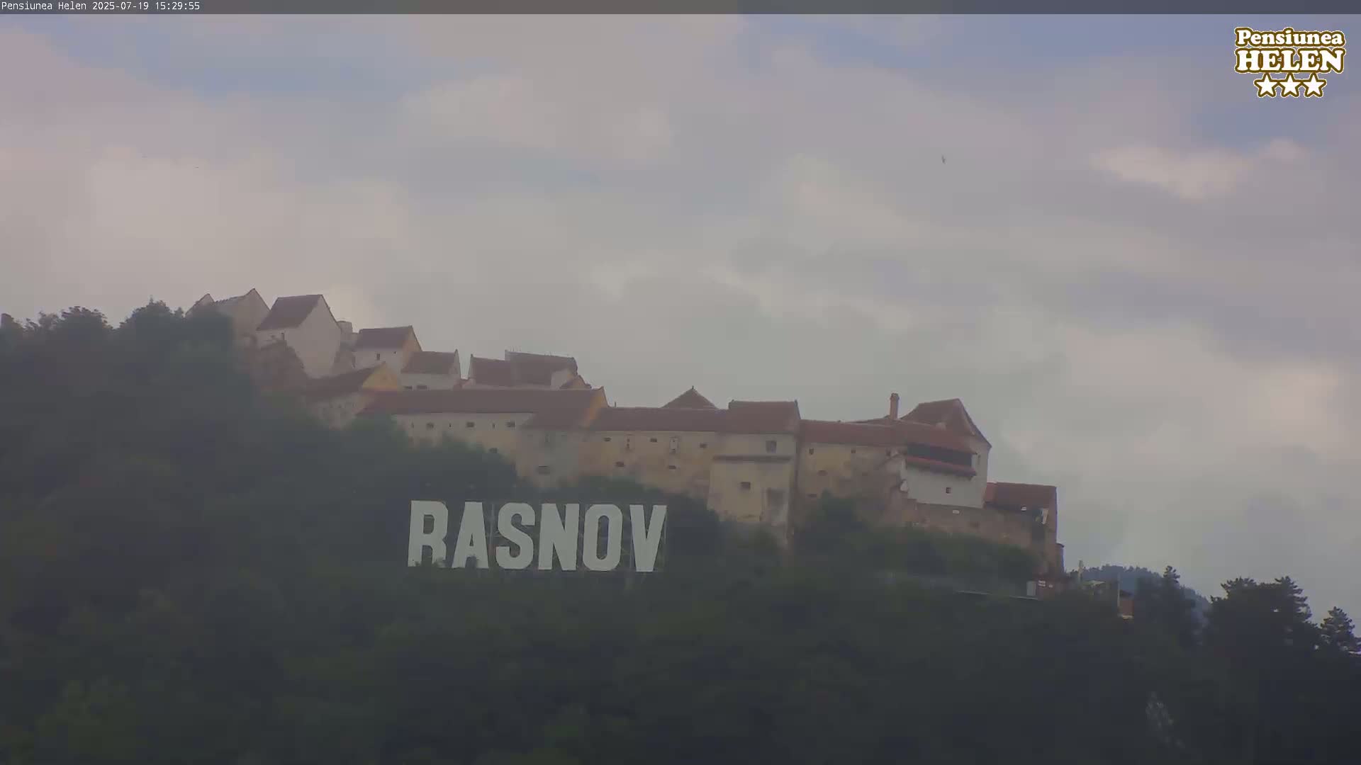 Rasnov Fortress ( Cetetea Râșnov) Live Cam - Râșnov, Braşov, Romania