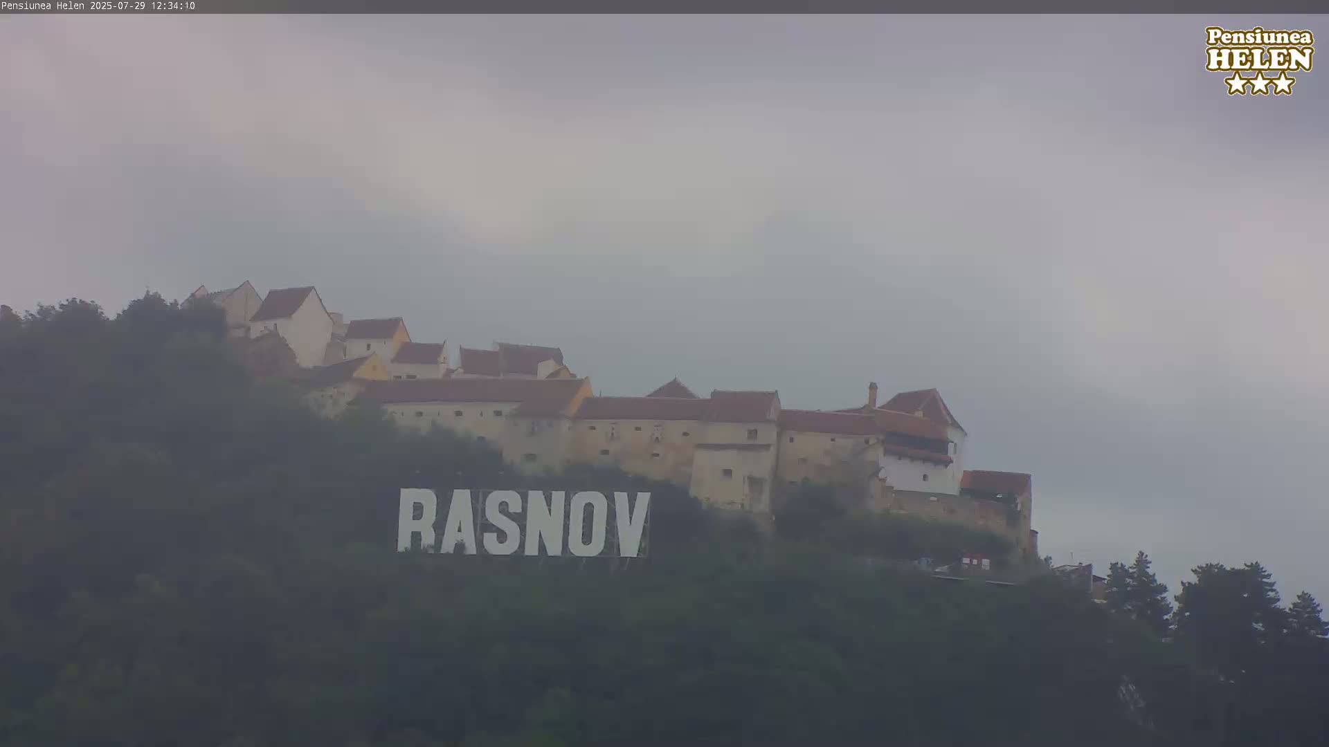 Rasnov Fortress ( Cetetea Râșnov) Live Cam - Râșnov, Braşov, Romania