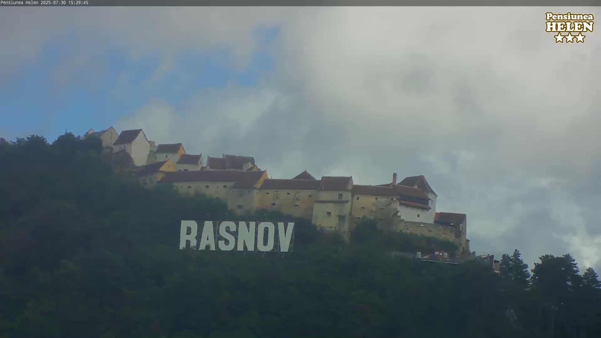 Rasnov Fortress ( Cetetea Râșnov) Live Cam - Râșnov, Braşov, Romania
