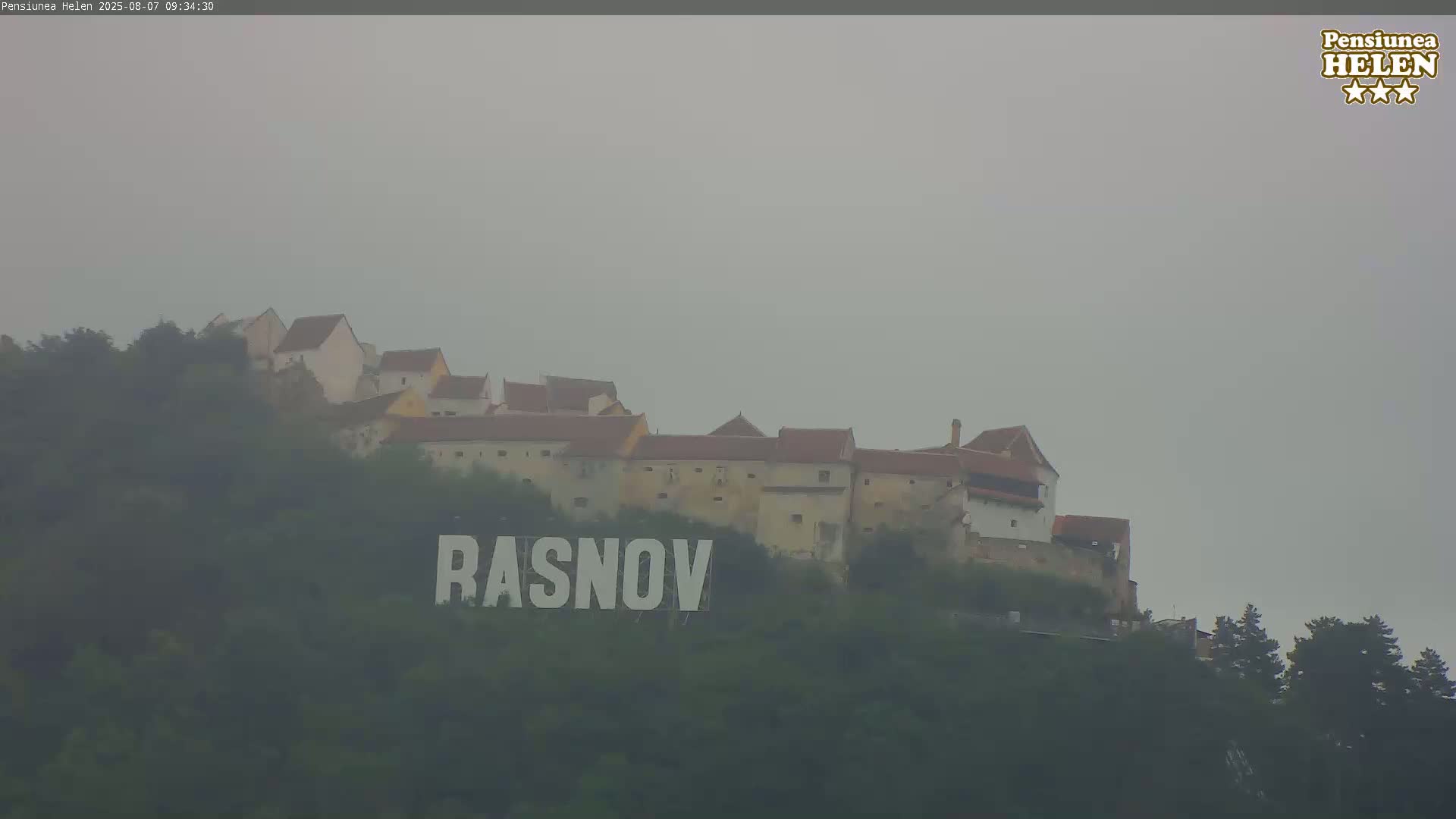 Rasnov Fortress ( Cetetea Râșnov) Live Cam - Râșnov, Braşov, Romania